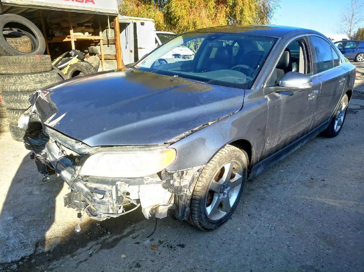 volvo S80 блок предохранителей 2008 2.4л