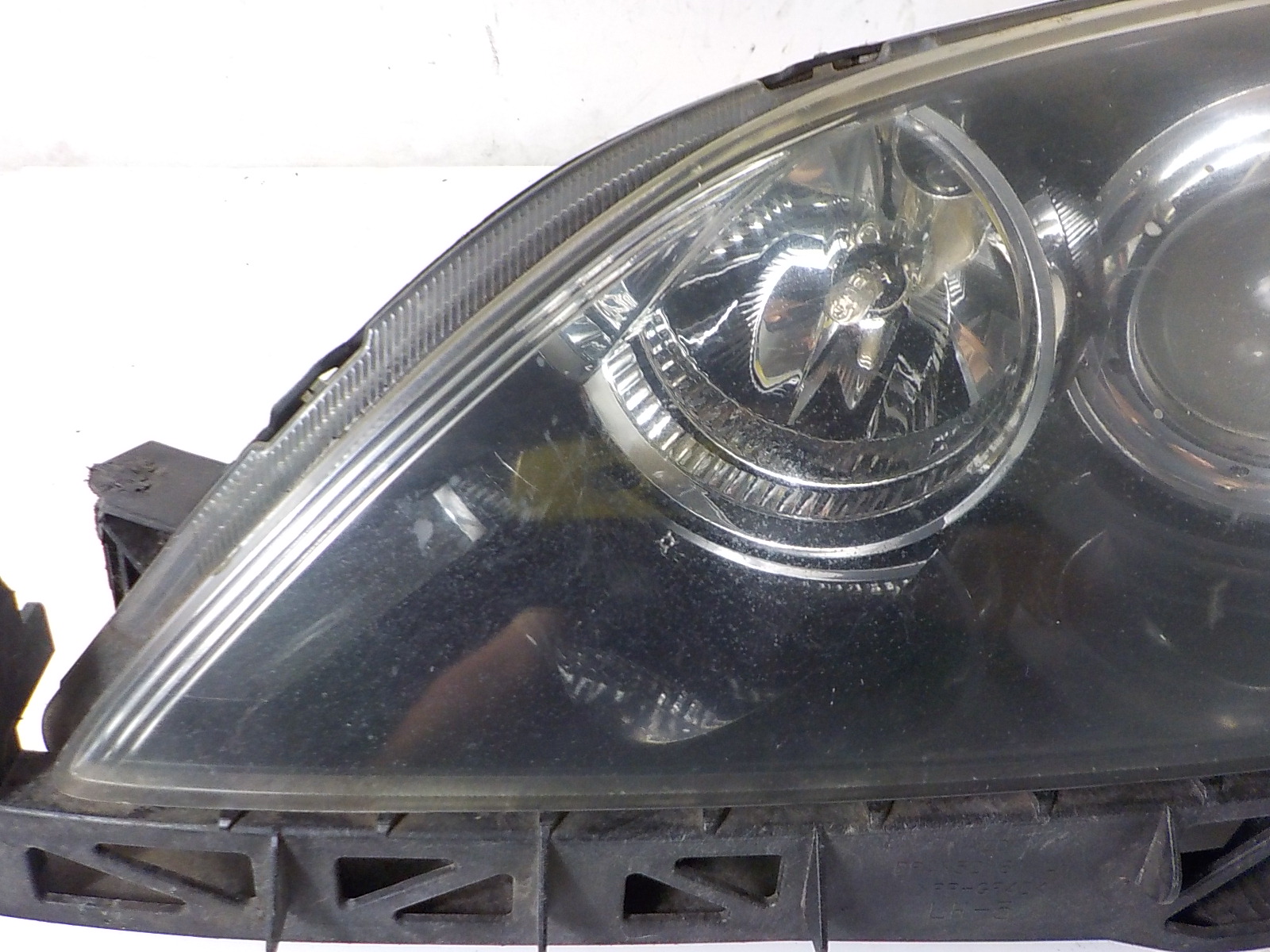 MAZDA 3 and BK HB XENON light left front front UK