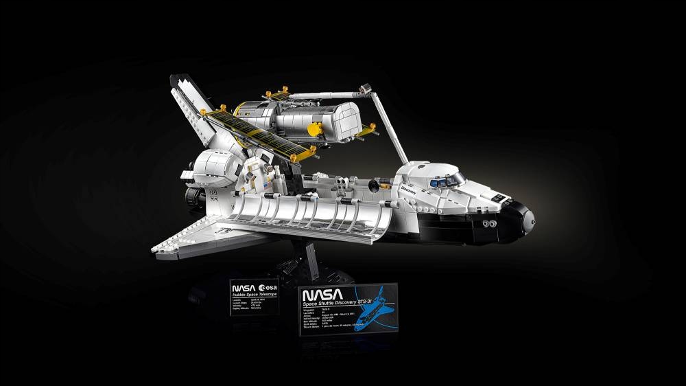 LEGO CREATOR EXPERT Kosmosa kuģa Discovery NASA 10283 komplekta nosaukums Kosmosa kuģa Discovery NASA