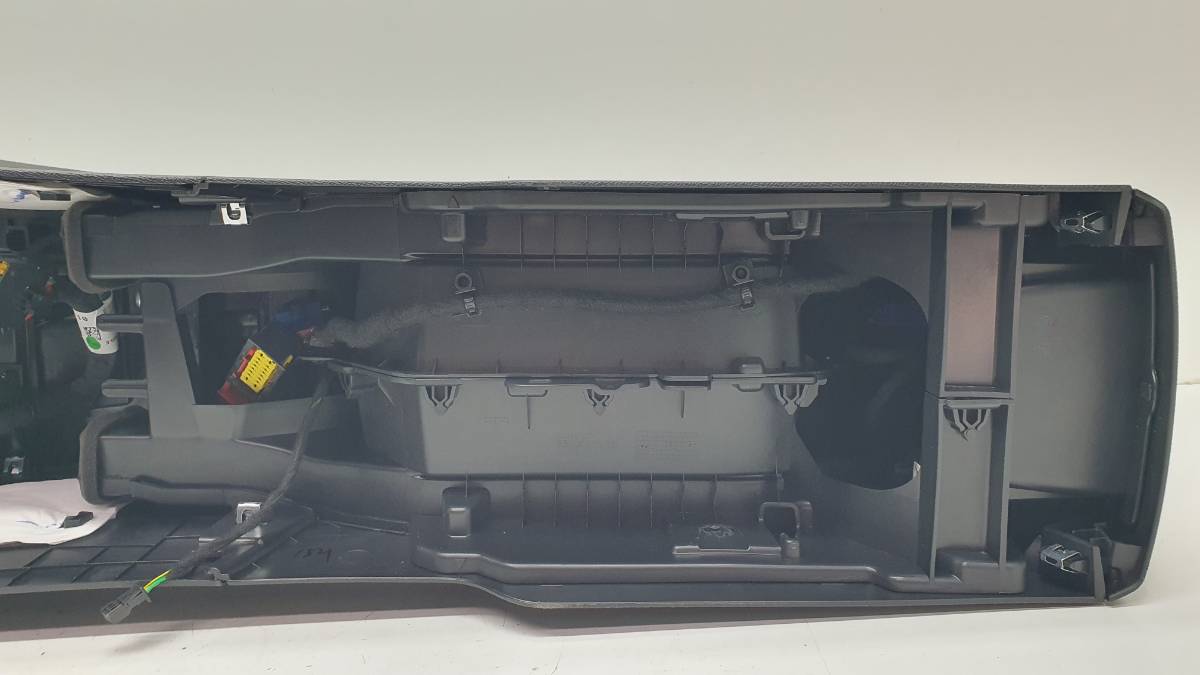 тунель середина с CITROEN C5 X европа