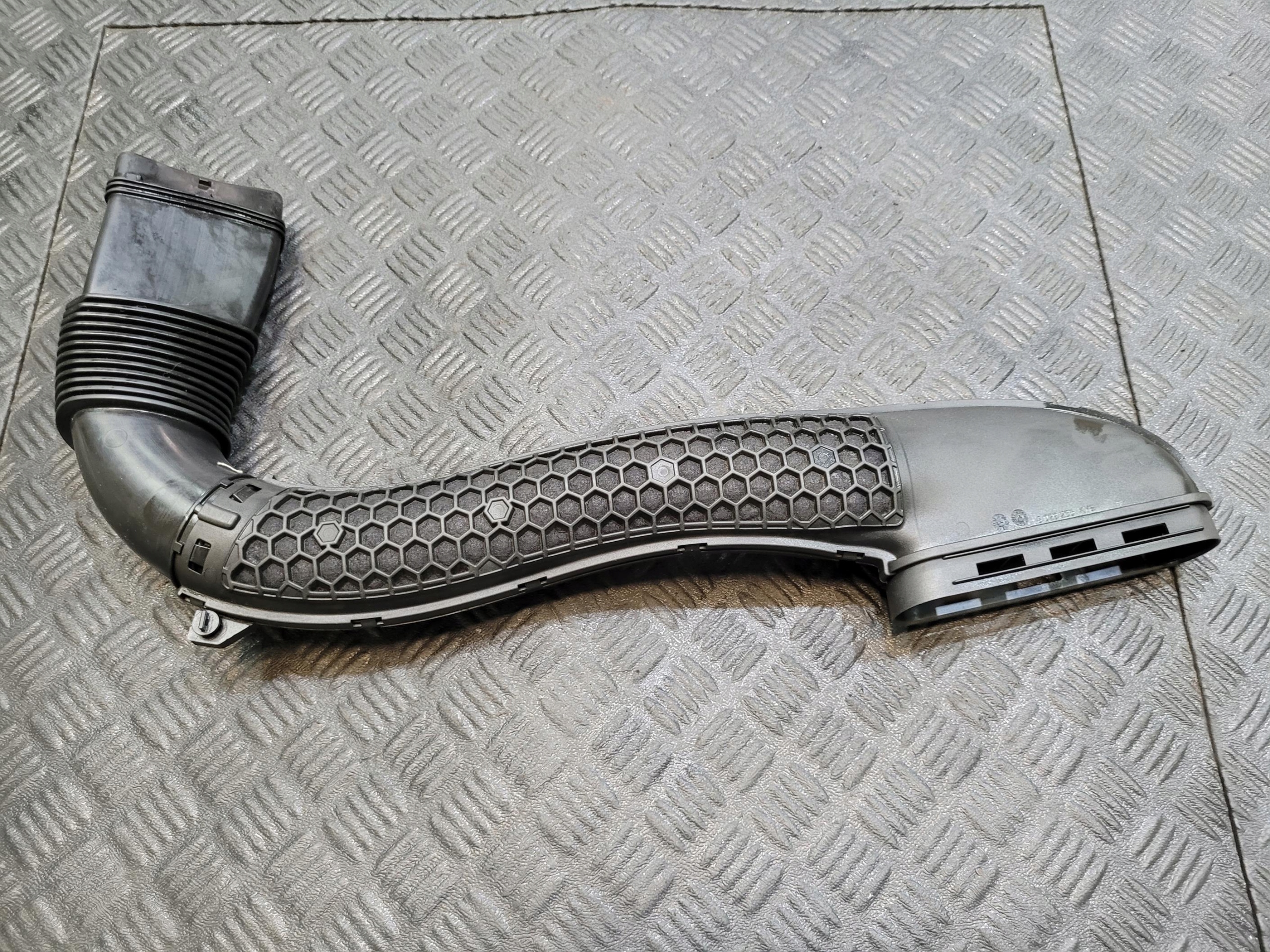 pipe air hose A2740901700 MERCEDES E 350 W213 2.0 CGI HYBRID