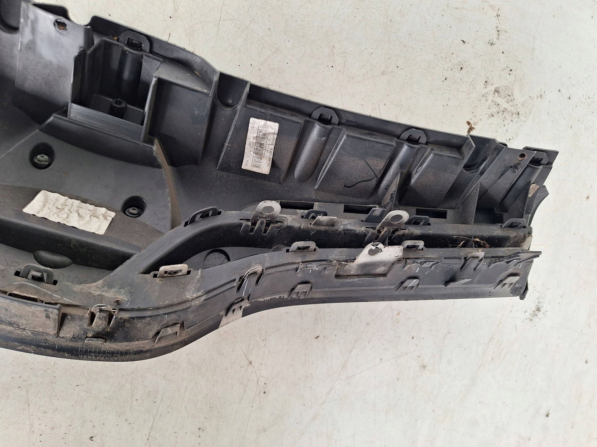 RENAULT KANGOO II 13-21 grille 623101381R