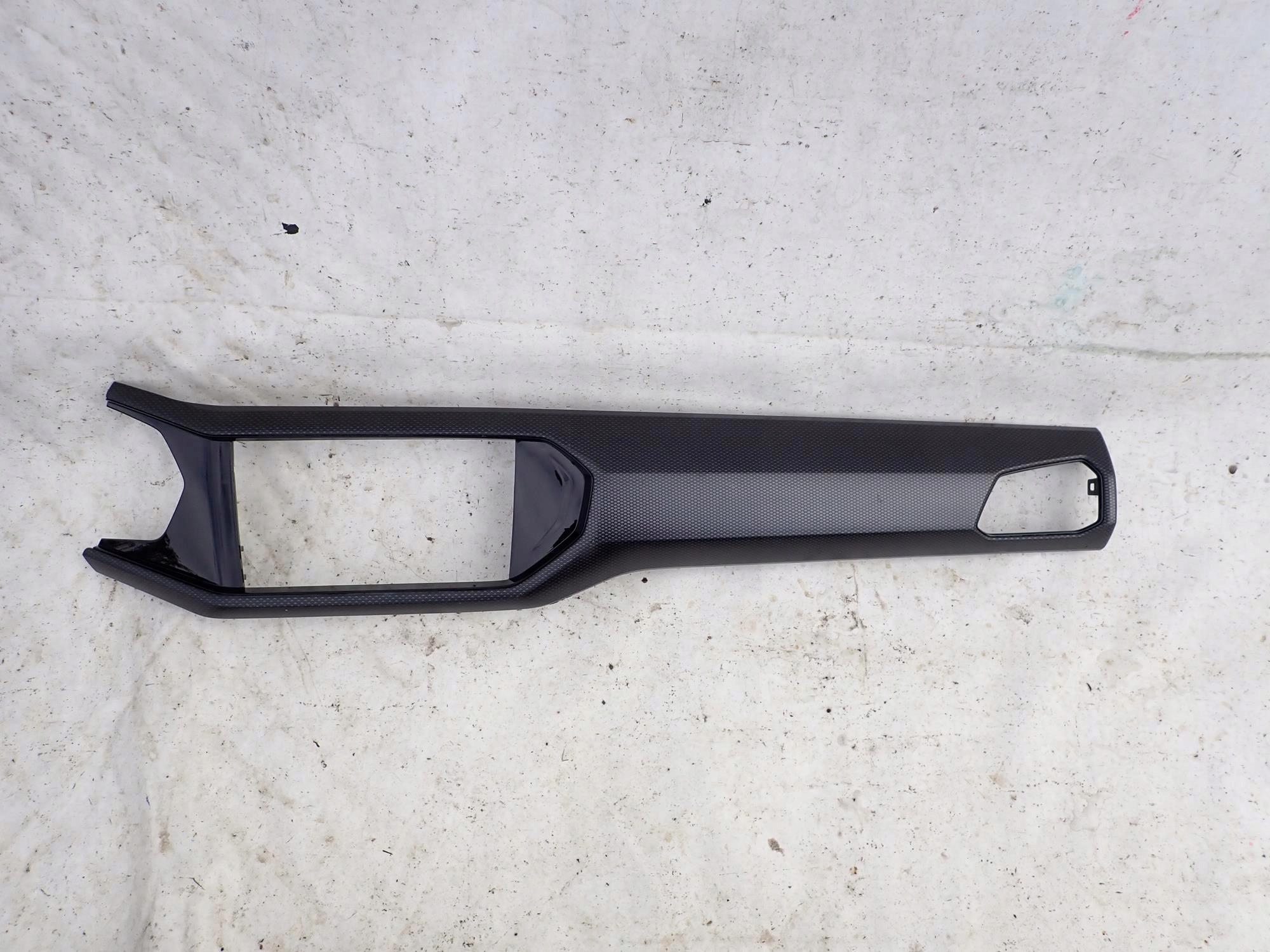 VW T-CROSS 18-> Moulage DEKOR du tableau de bord Console
