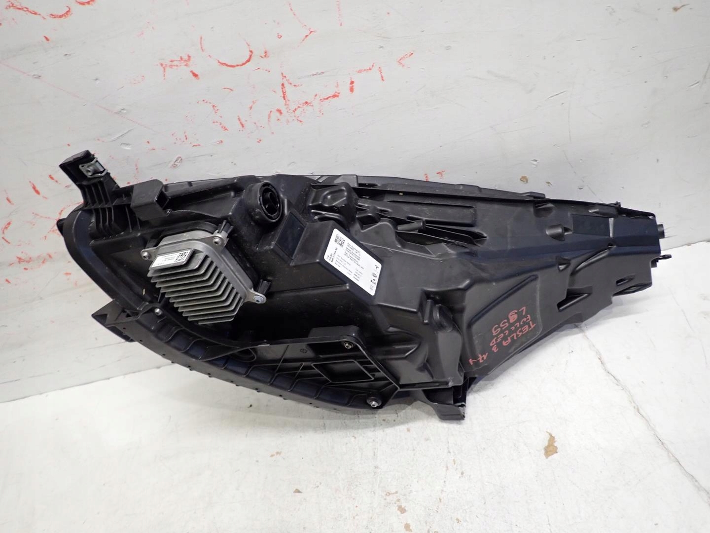 light front front right TESLA 3 2017- FULL LED 1514953-00-D
