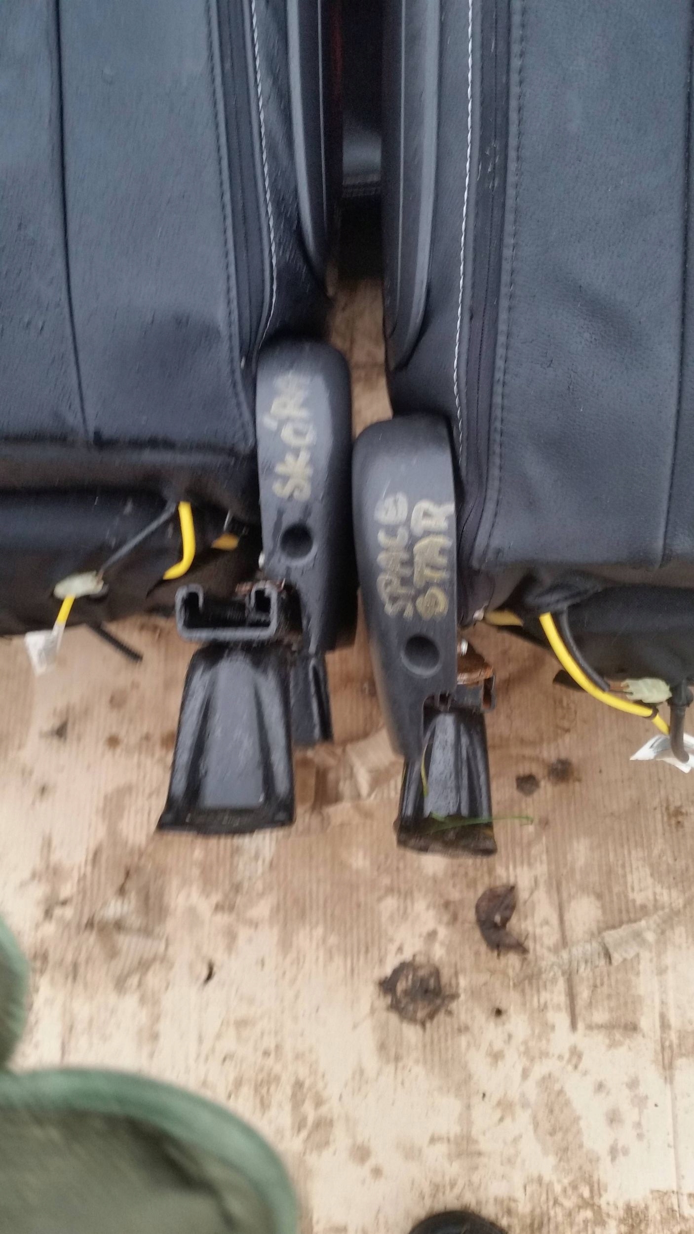 комплект mitsubishi SPACE STAR кожа