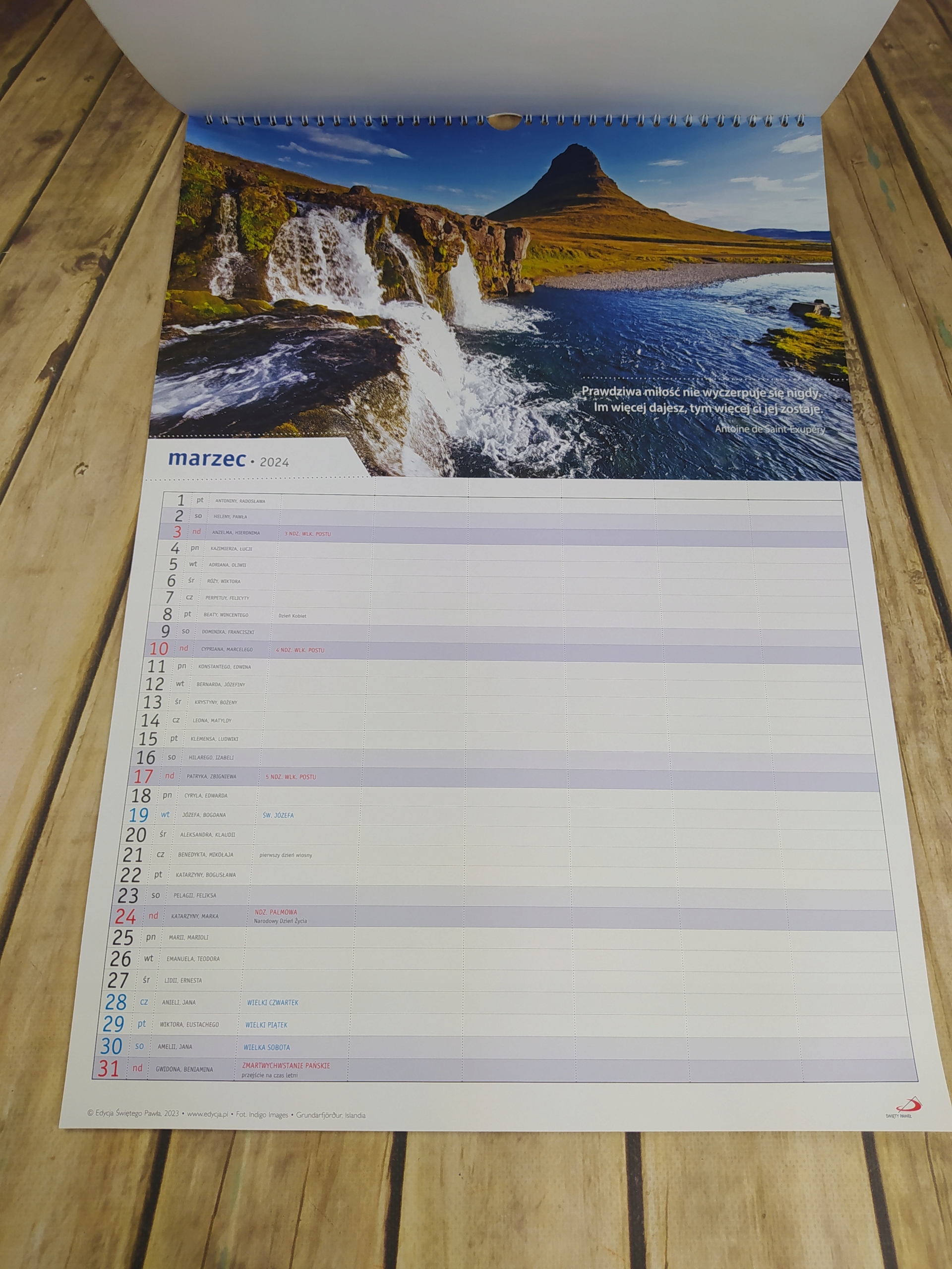 Kalendarz ścienny 2024 - Kalendarz rodzinny (duży) Kod producenta 1370241250