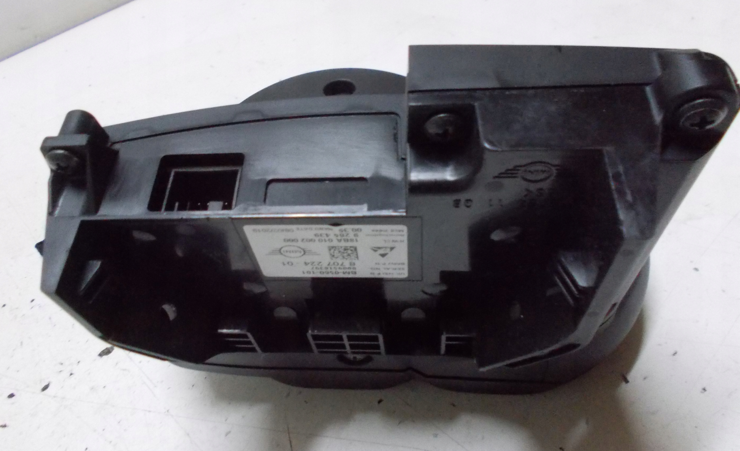 MINI COUNTRYMAN 19R 1.5 dials dials 8707224