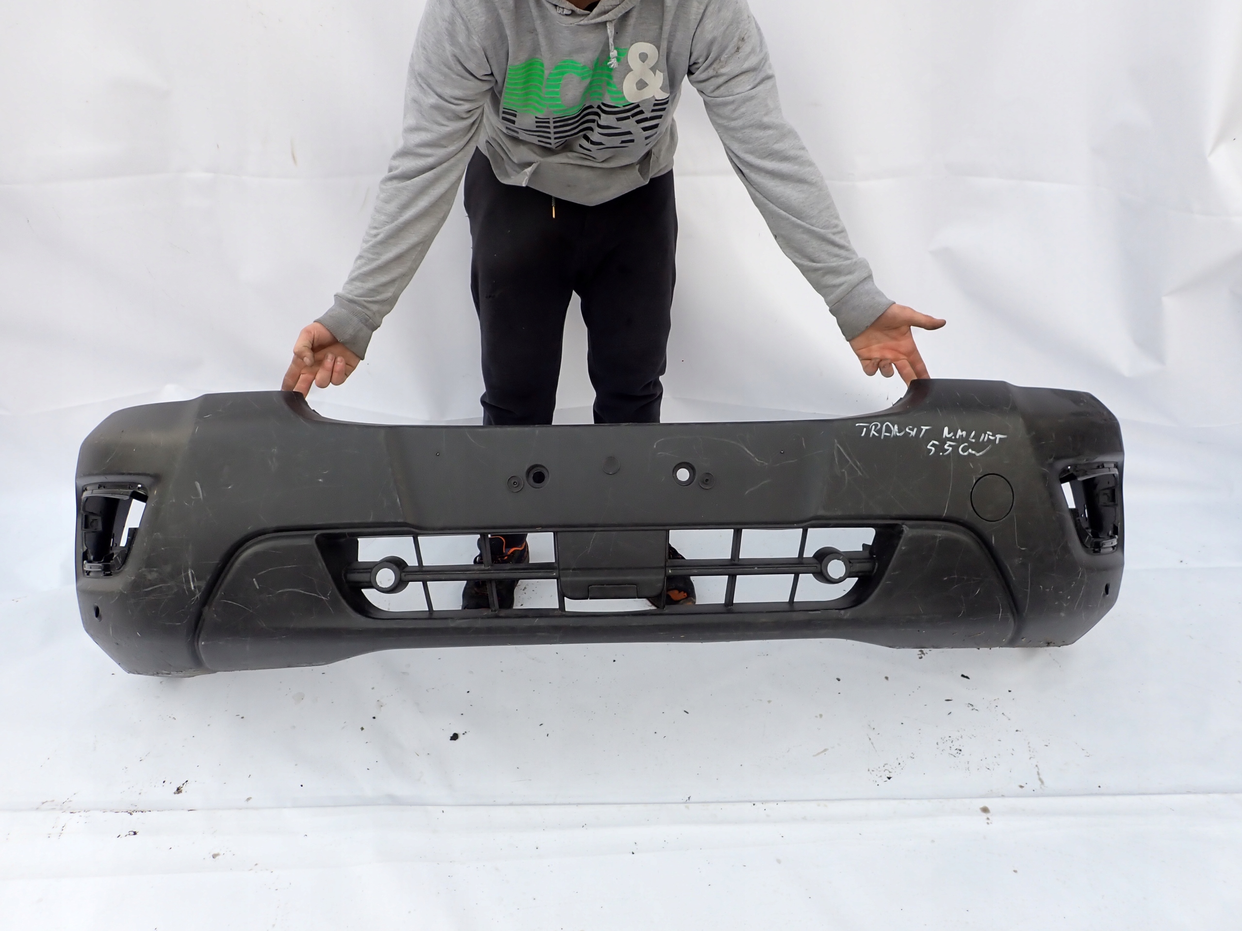 FORD TRANSIT VIII MK8 LIFT 18- bumper front PDC