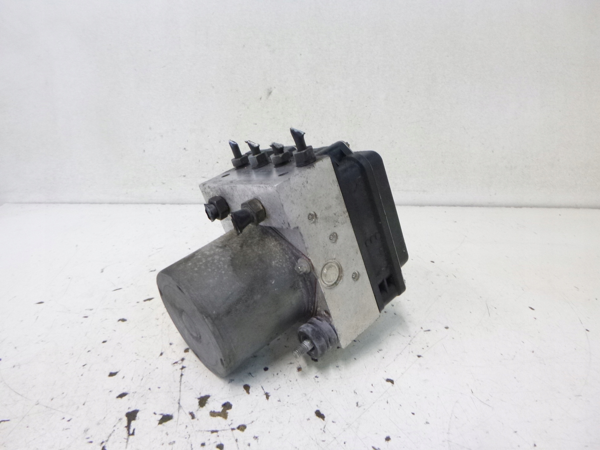 Pompa ABS ESP AUDI A4 B7 1.9 TDI 2006r. 8E0910517D