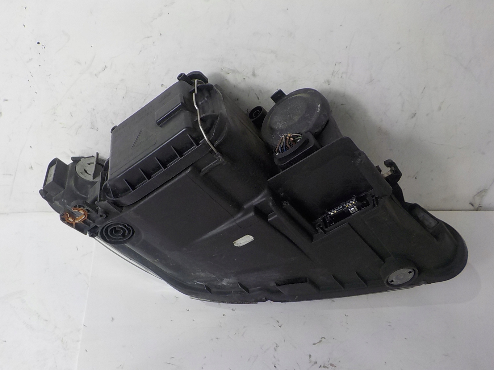 SEAT EXEO XENON LIFT light left front front UK