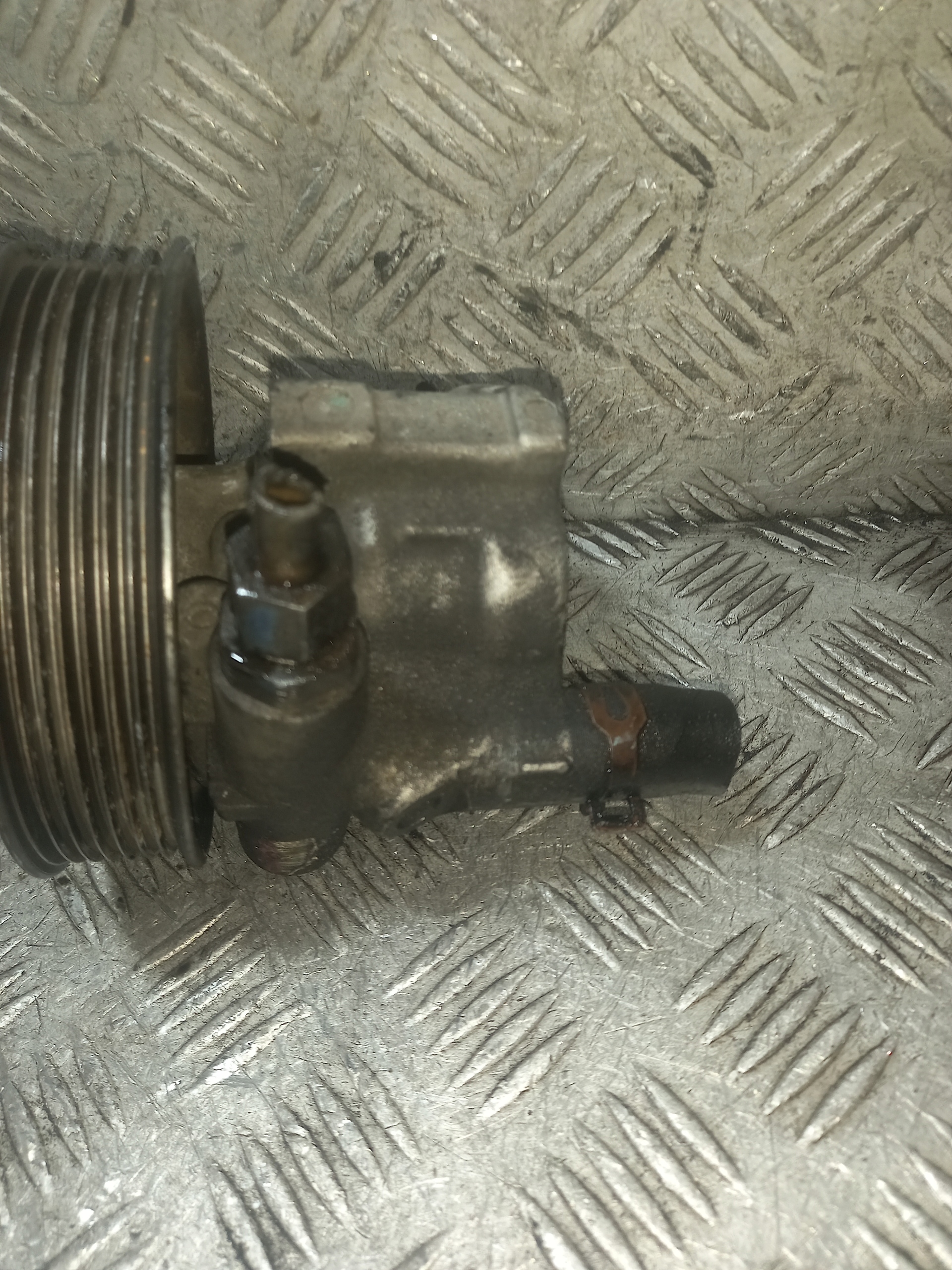 Pompa servosterzo RENAULT LAGUNA 3 8200374085