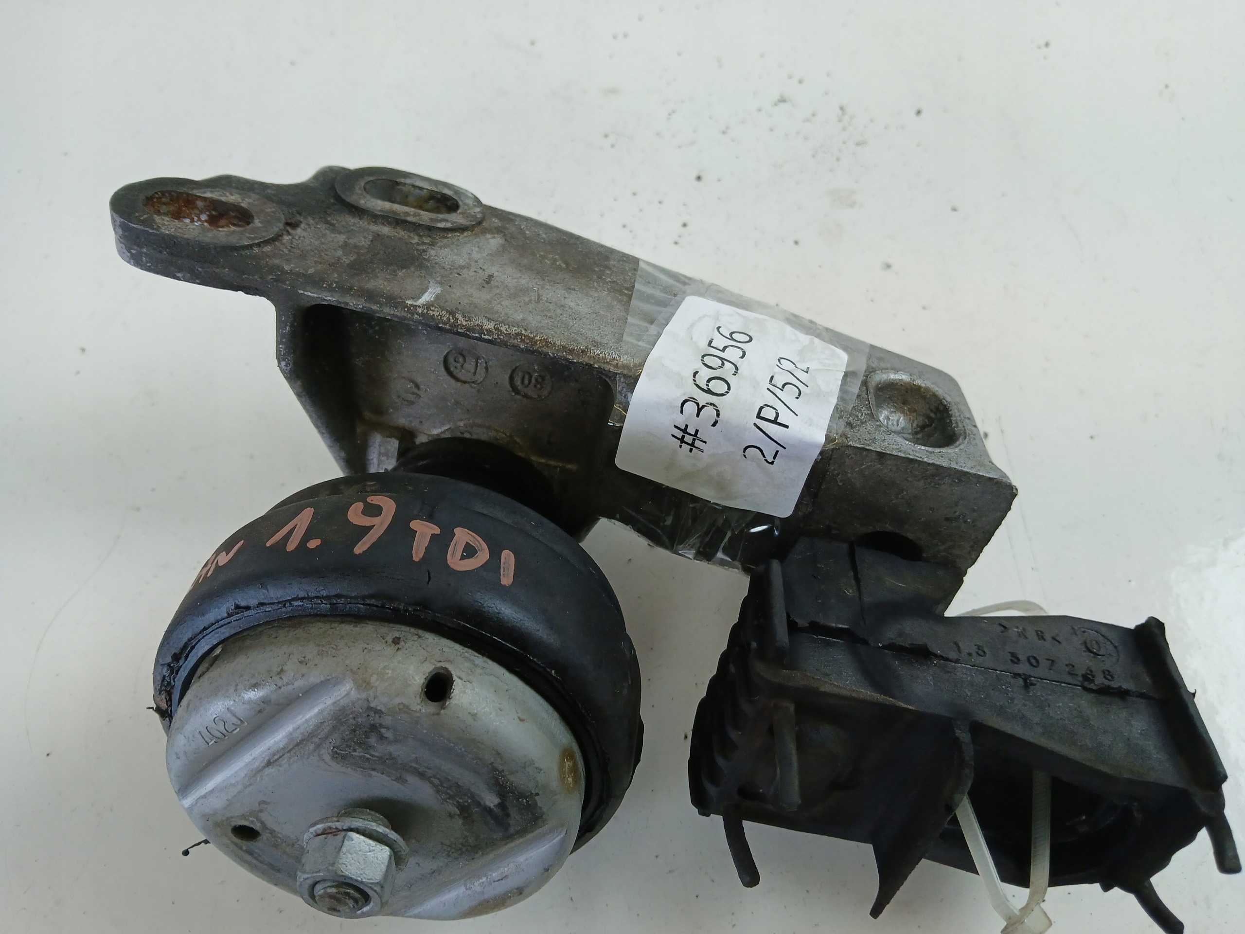 VW SHARAN and 1.9 TDI engine mount 7M0199600C