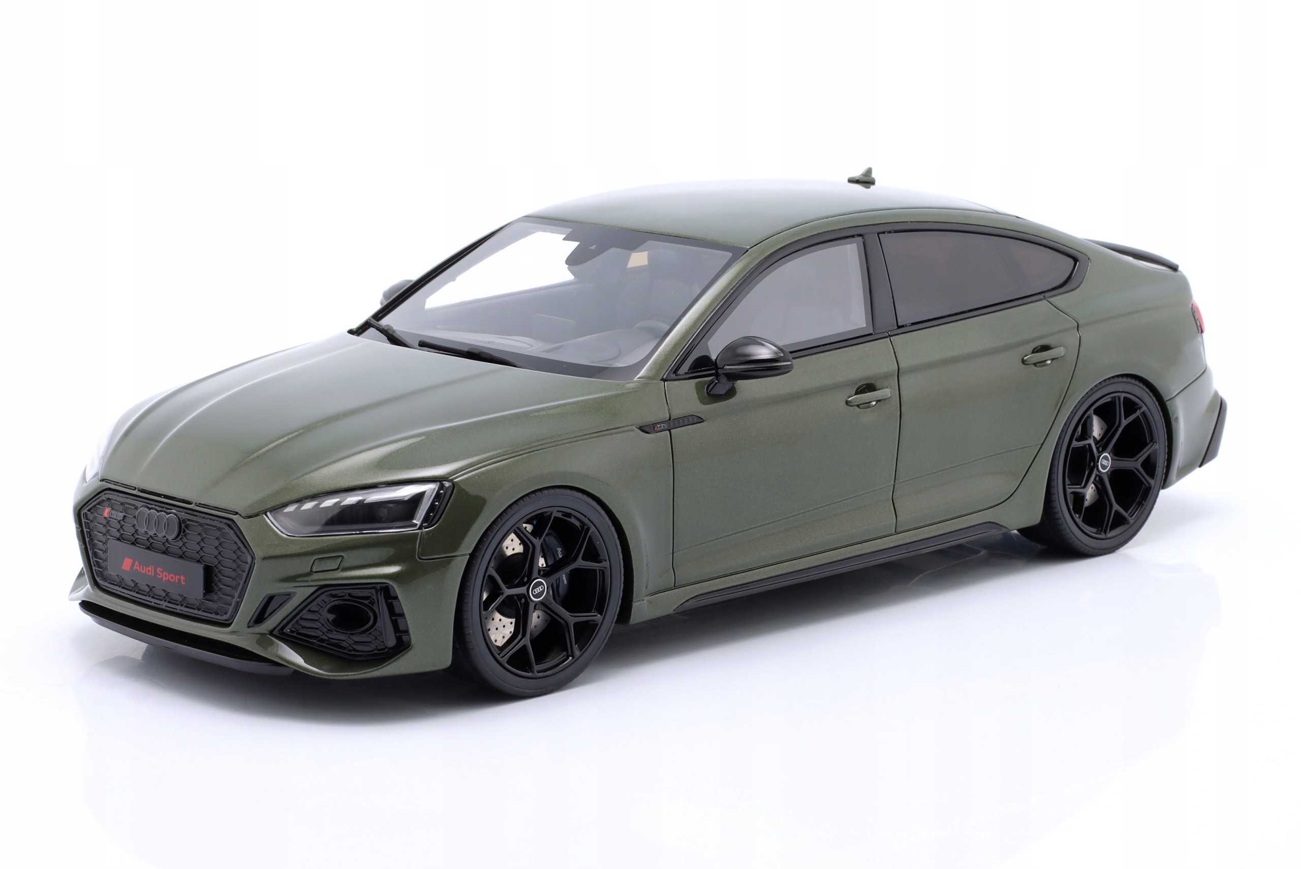 Audi Rs 5 RS5 Sportback Competition Coupe 2023 tmavě zelená Gt Spirit 1:18