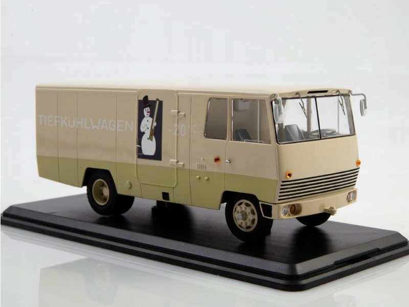 Ikarus 404 autobus 1:43 Model Pro