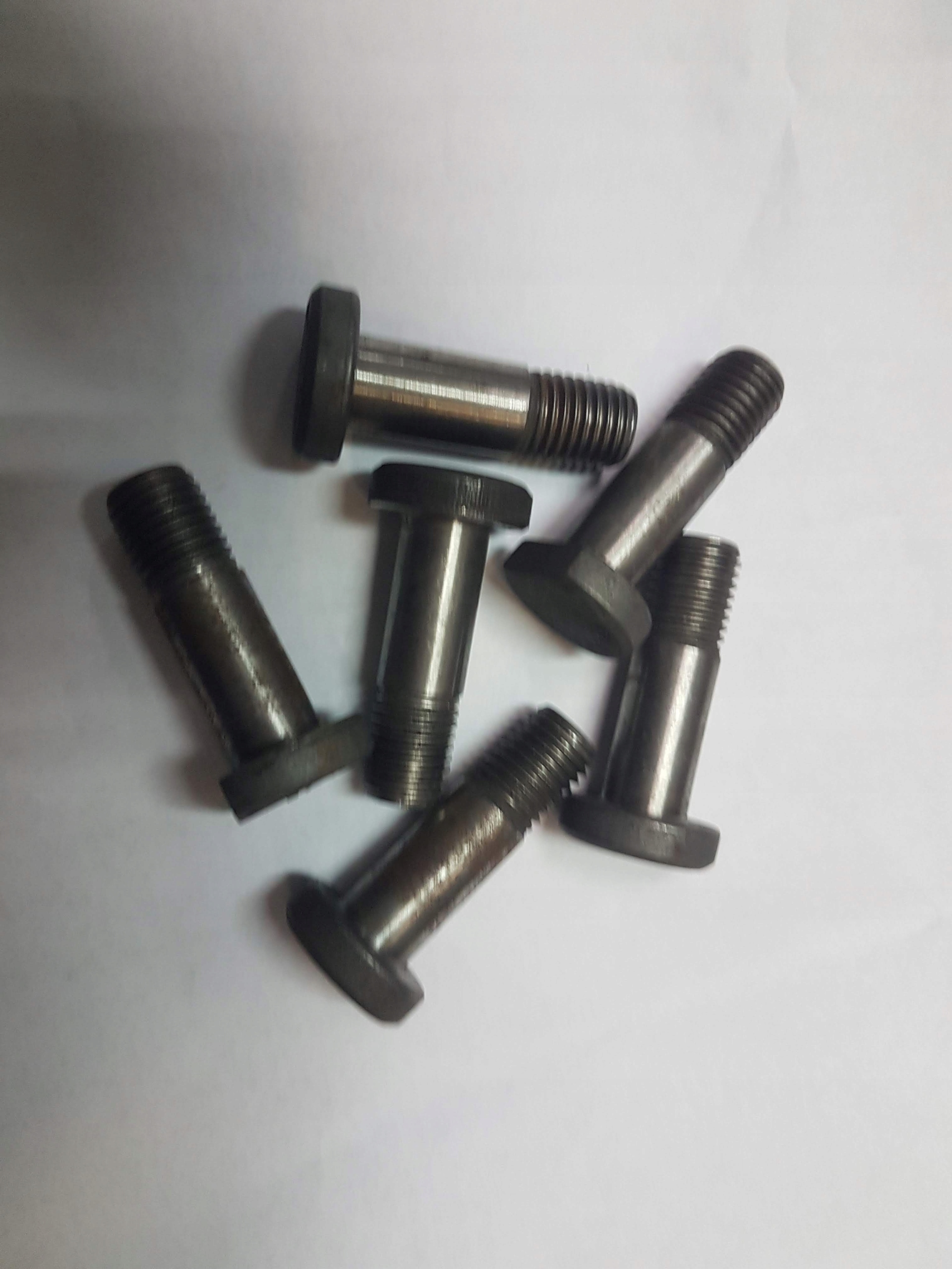 Śruba wału korbowego SW400, koła zamachowego