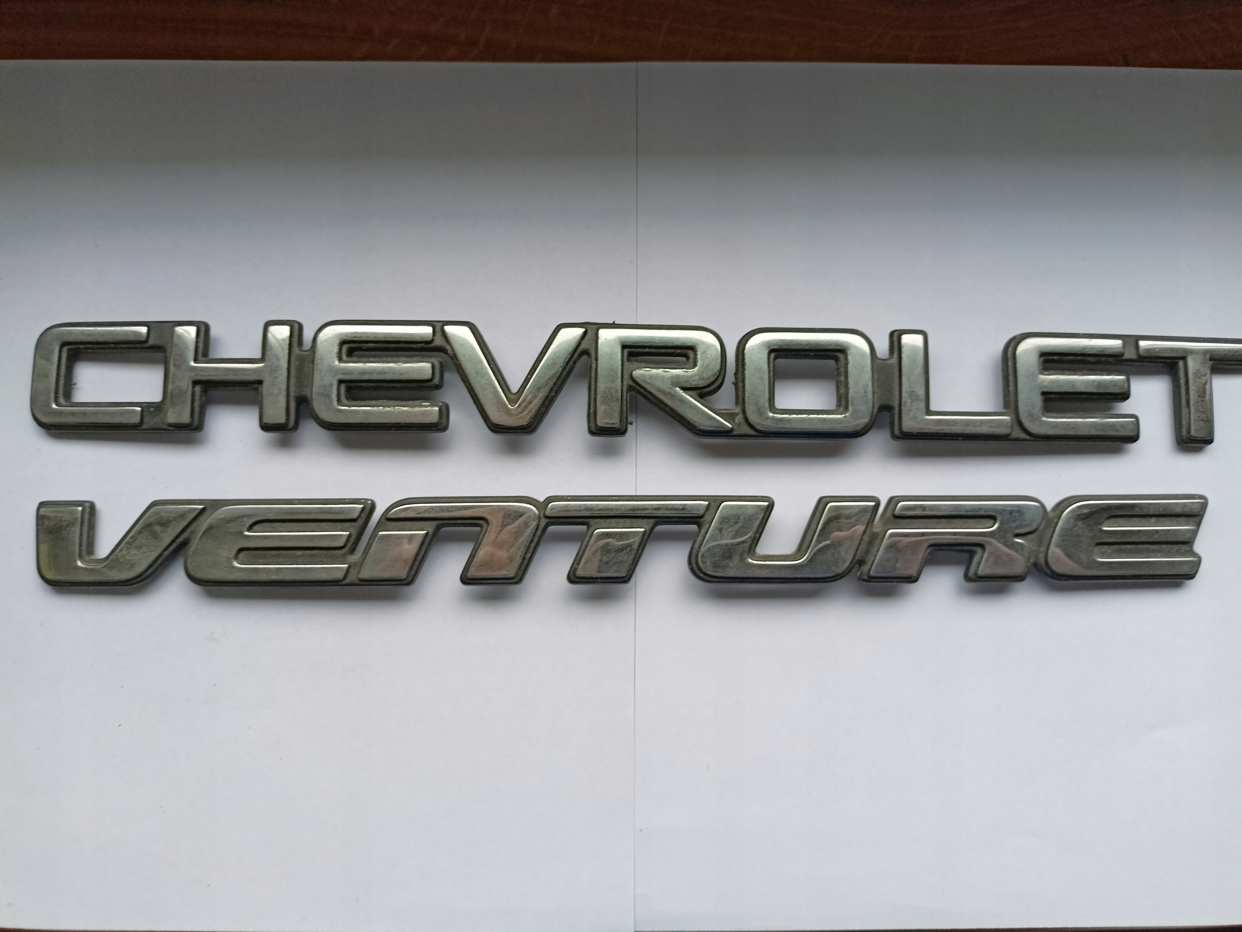 Znaczek Logo Emblemat Napis Chevrolet Venture