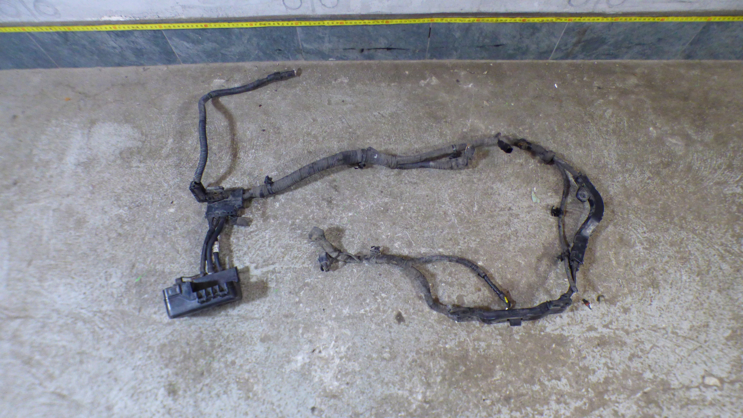 wiring terminal plus 91851-A2250 KIA CEED II 1.6 CRDI