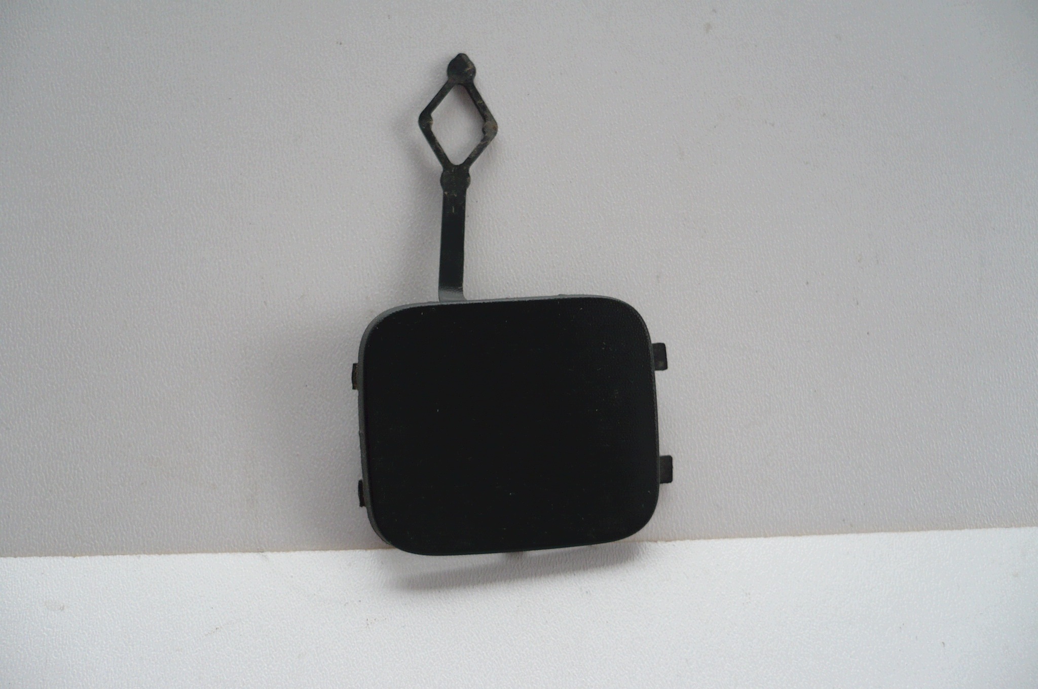 PEUGEOT 3008 and 09- towing hook cap bumper rear part