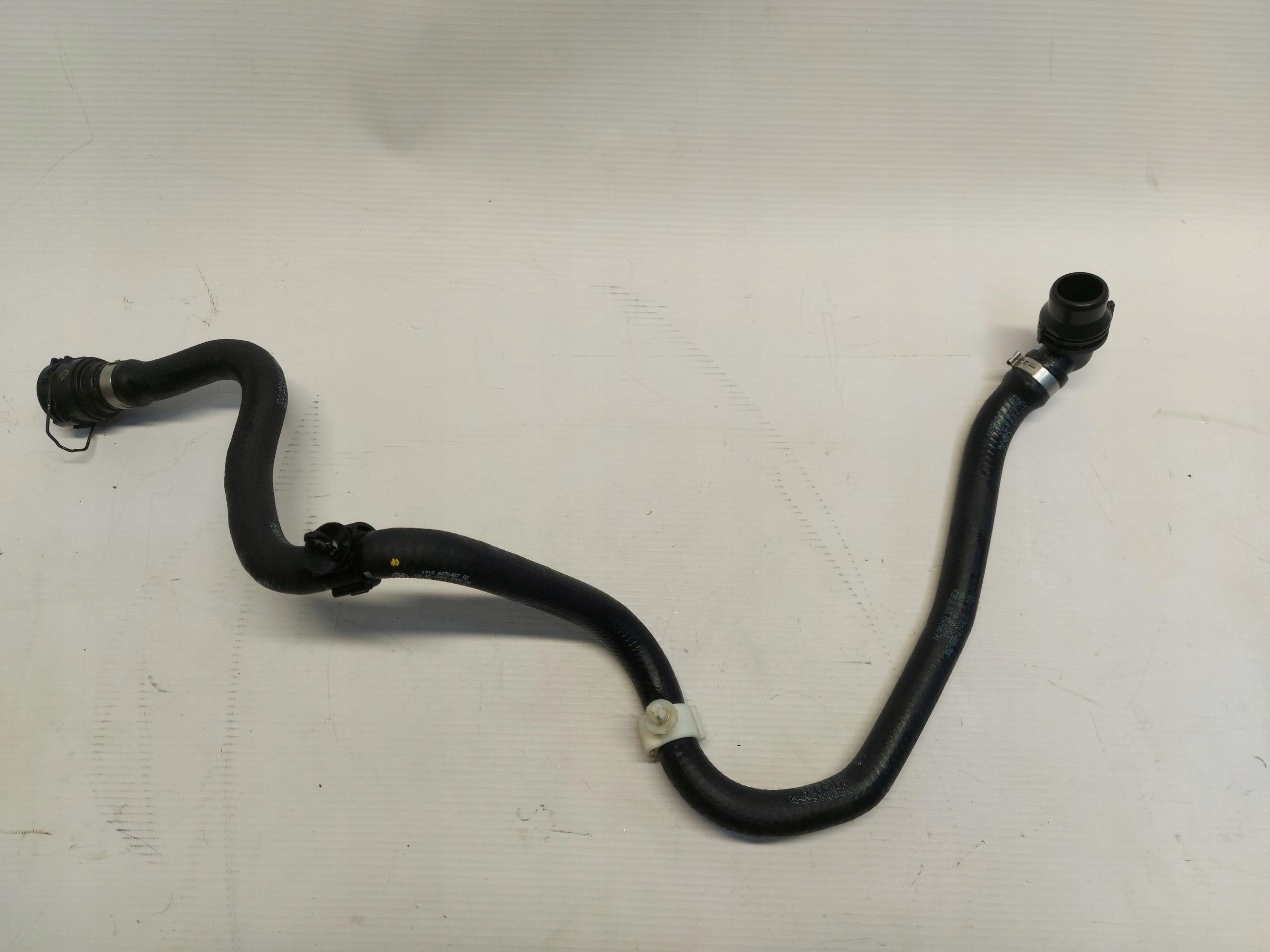 BMW iX1 X1 U11 crijevo prijenos vode 8478457