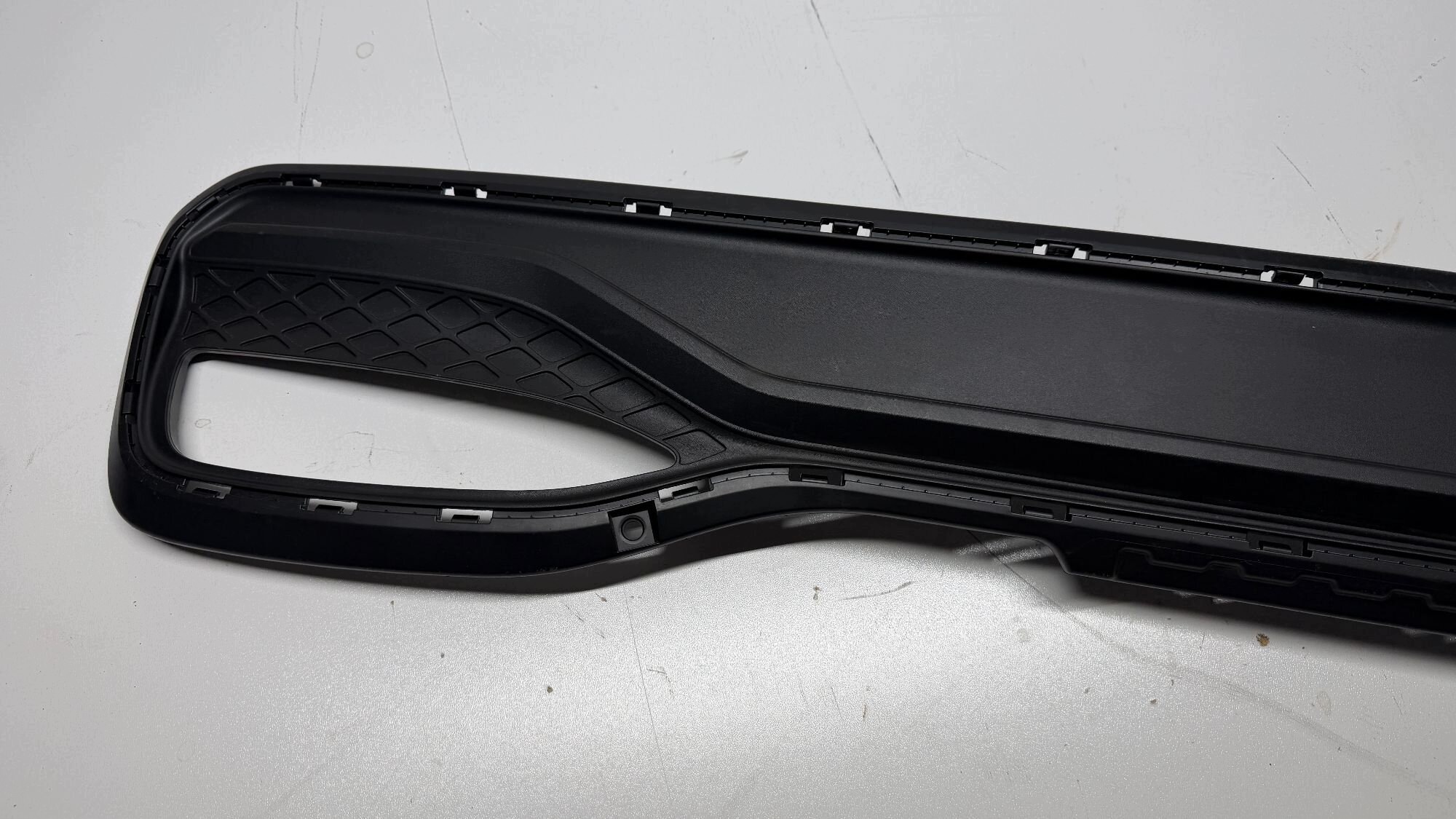 HYUNDAI I20 II LIFT bumper rear part grid frame rear spoiler diffuser