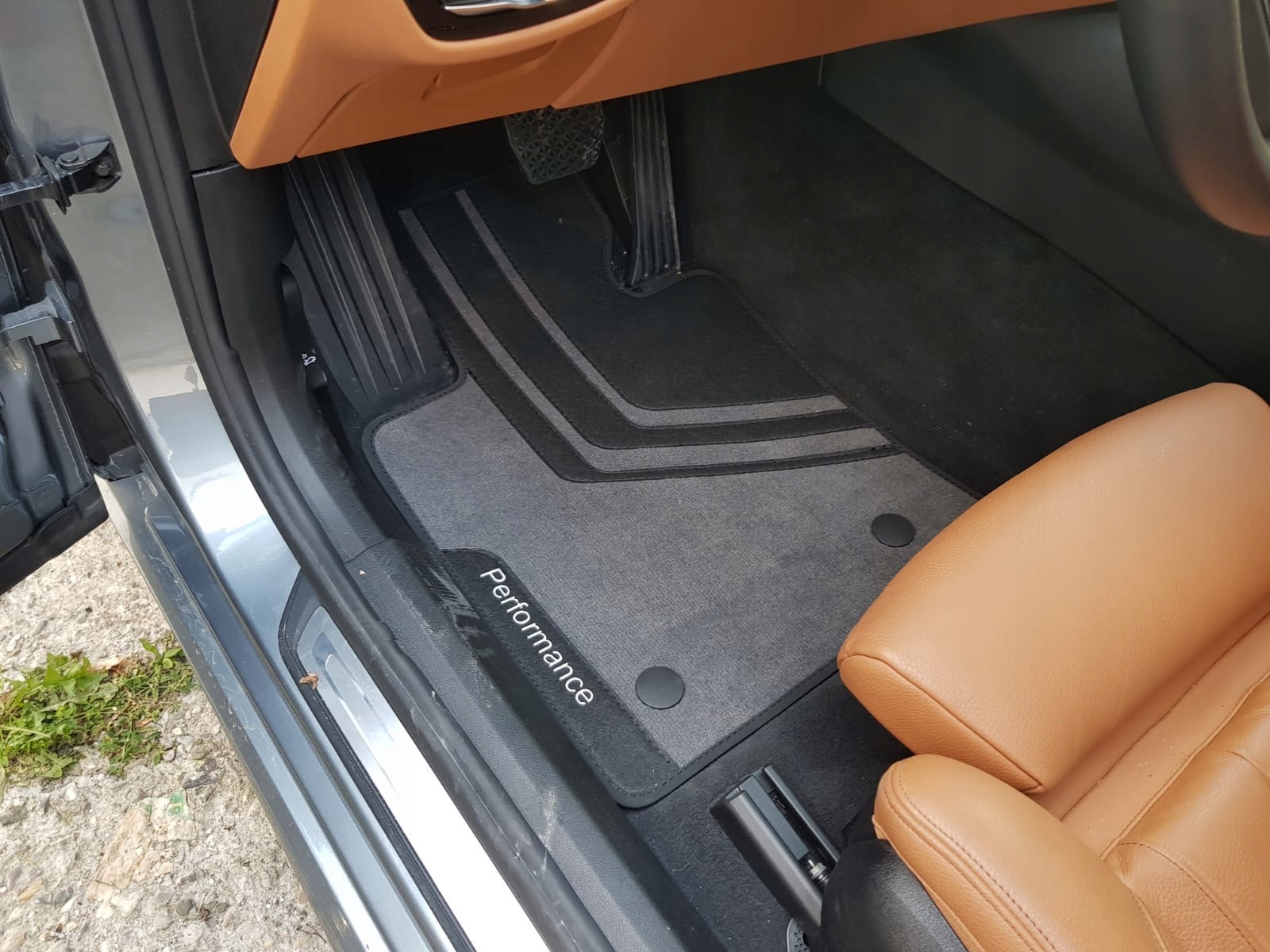 BMW PERFORMANCE Dywaniki welurowe seria 3 F30 Kolor szary