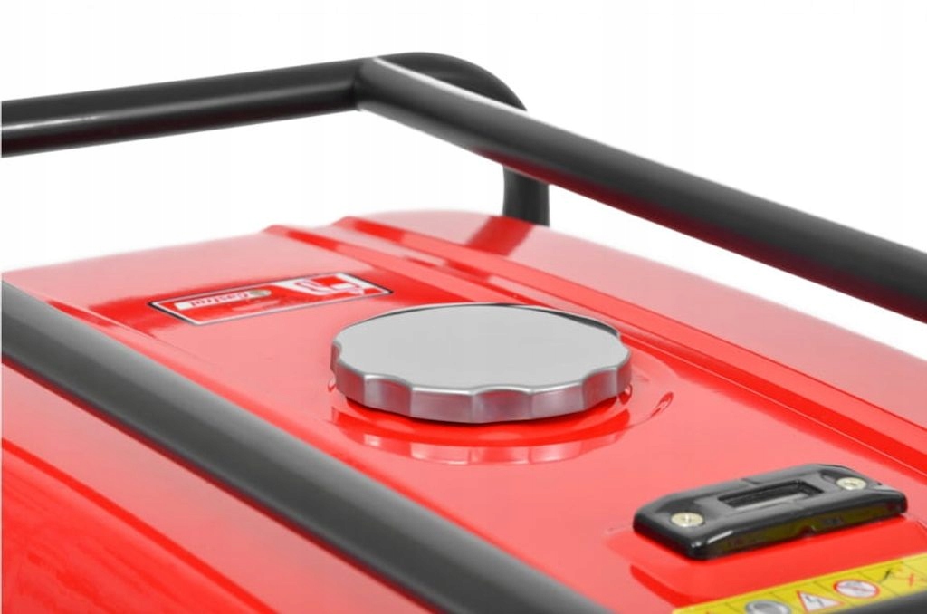 AGREGAT GENERATOR PRĄDOTWÓRCZY JEDNOFAZOWY HECHT GG3300 AVR 3000W BENZYNA Moc silnika 7 KM