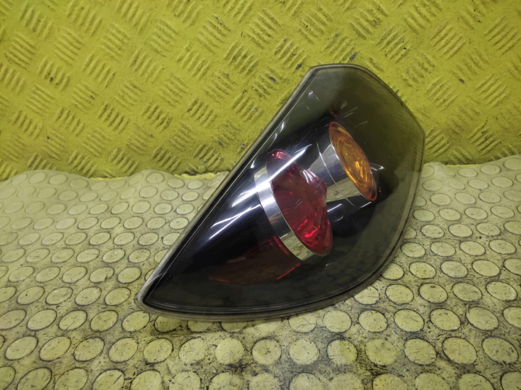 MAZDA 3 Licht links heck