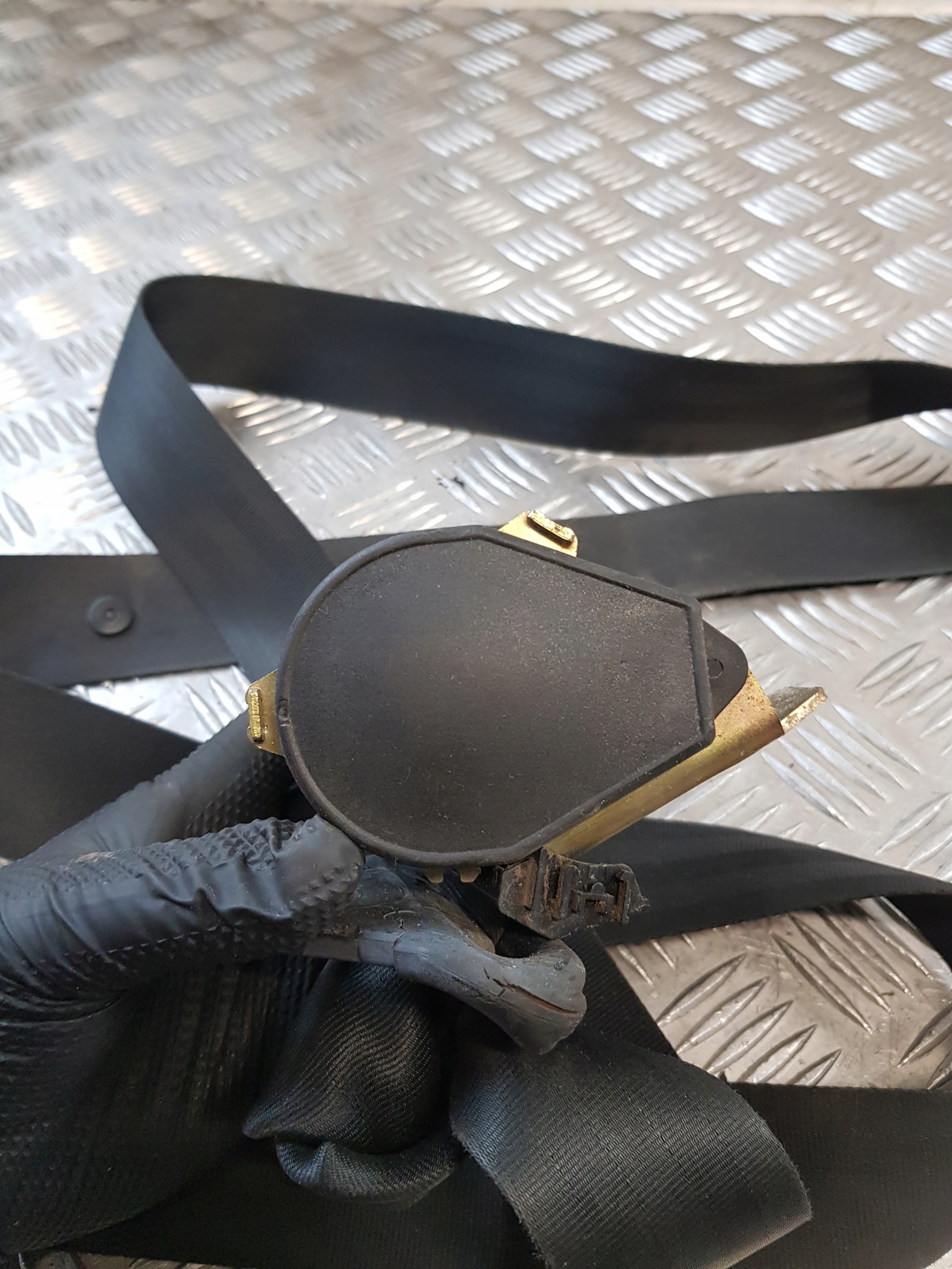 seat belt left front PEUGEOT PARTNER and 96324742XX