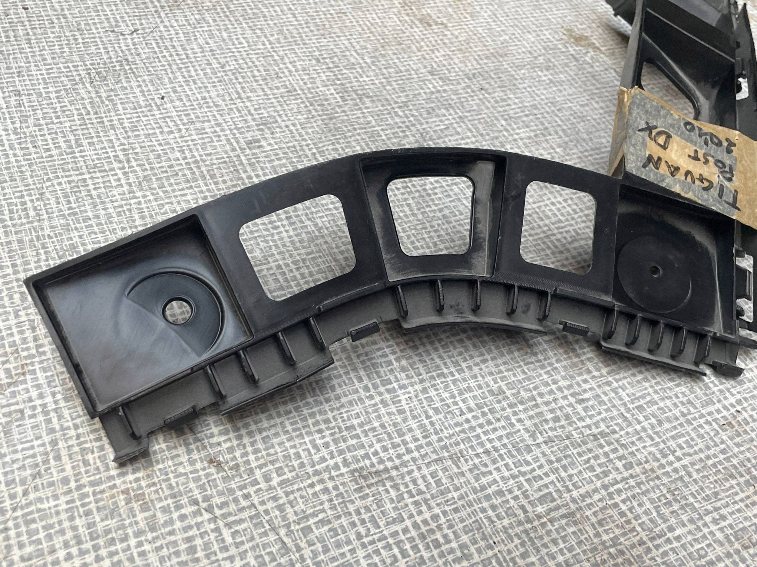 bumper bracket right rear part VOLKSWAGEN TIGUAN 5N0807394A @M
