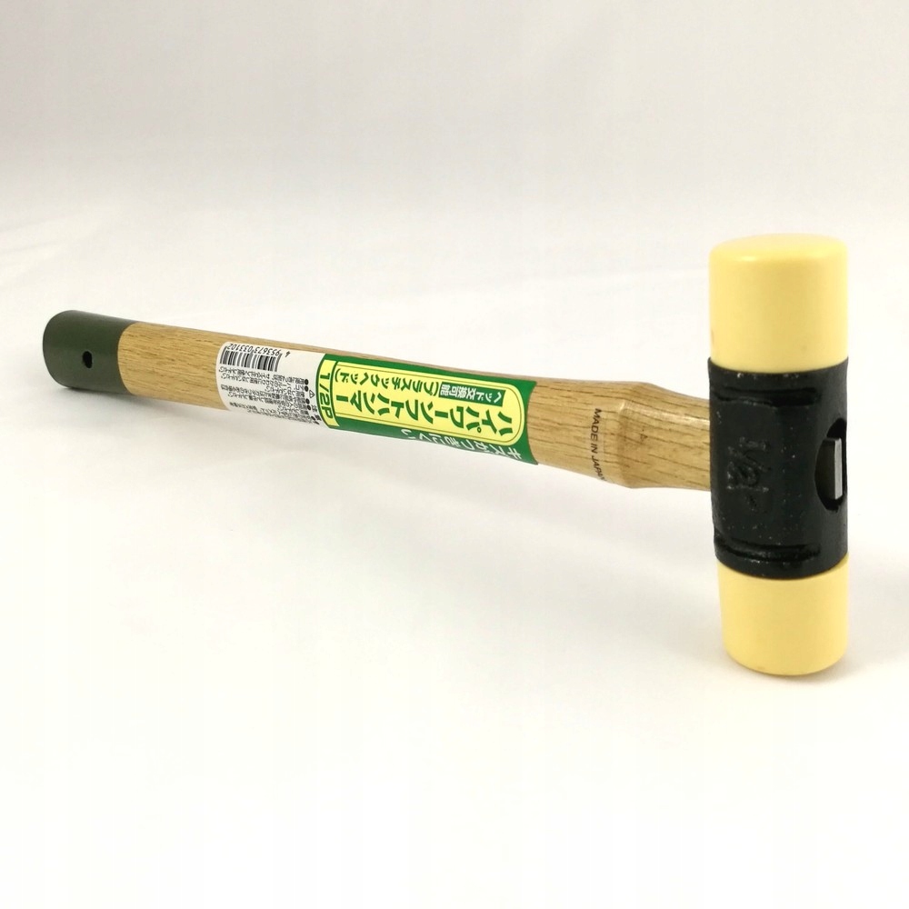 

Japoński młotek z miękkim obuchem 700g