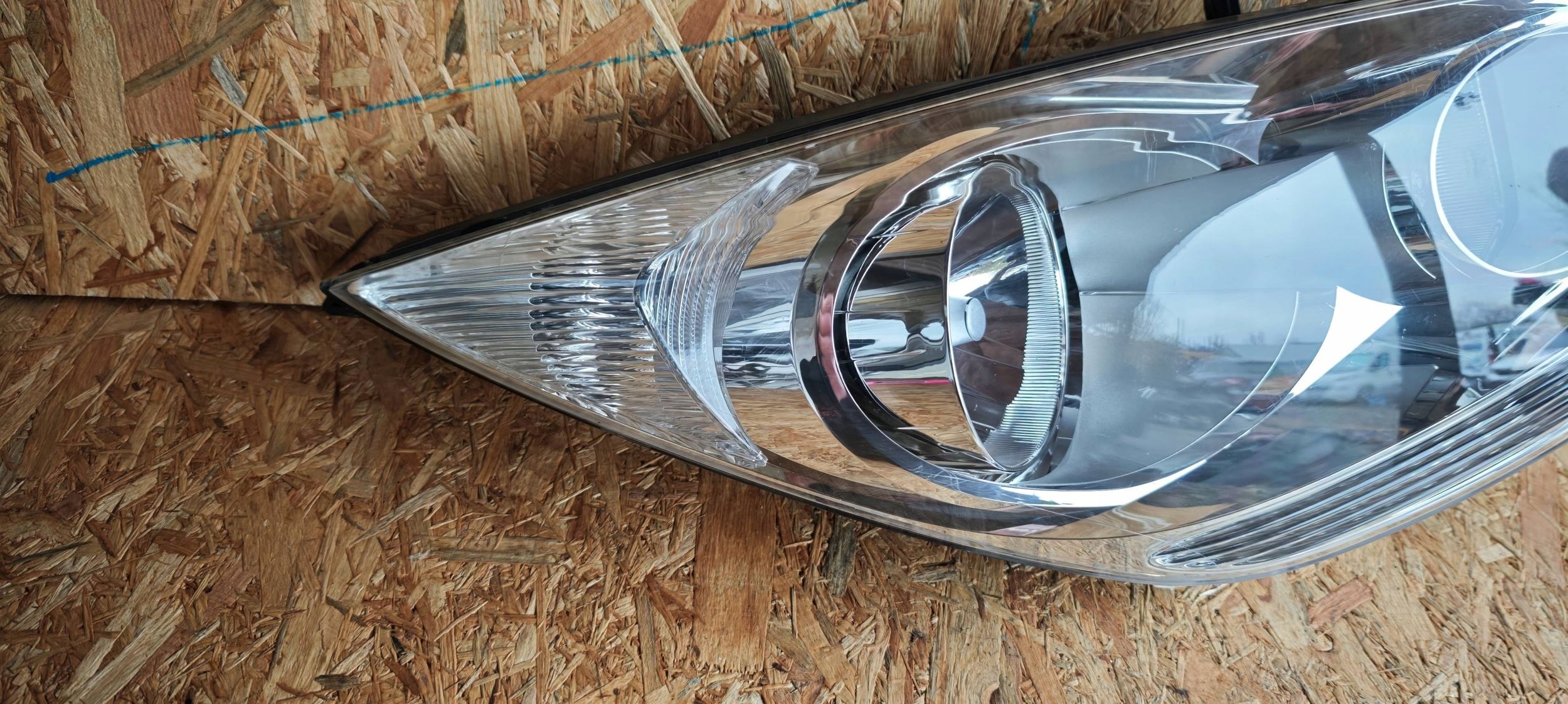 Reflektor front side right KIA Venga 030125720200