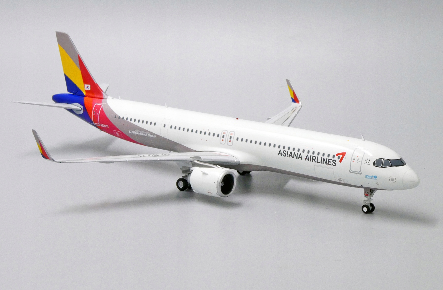 Model letadla Airbus A321neo Asiana 1:200 Jc Wings