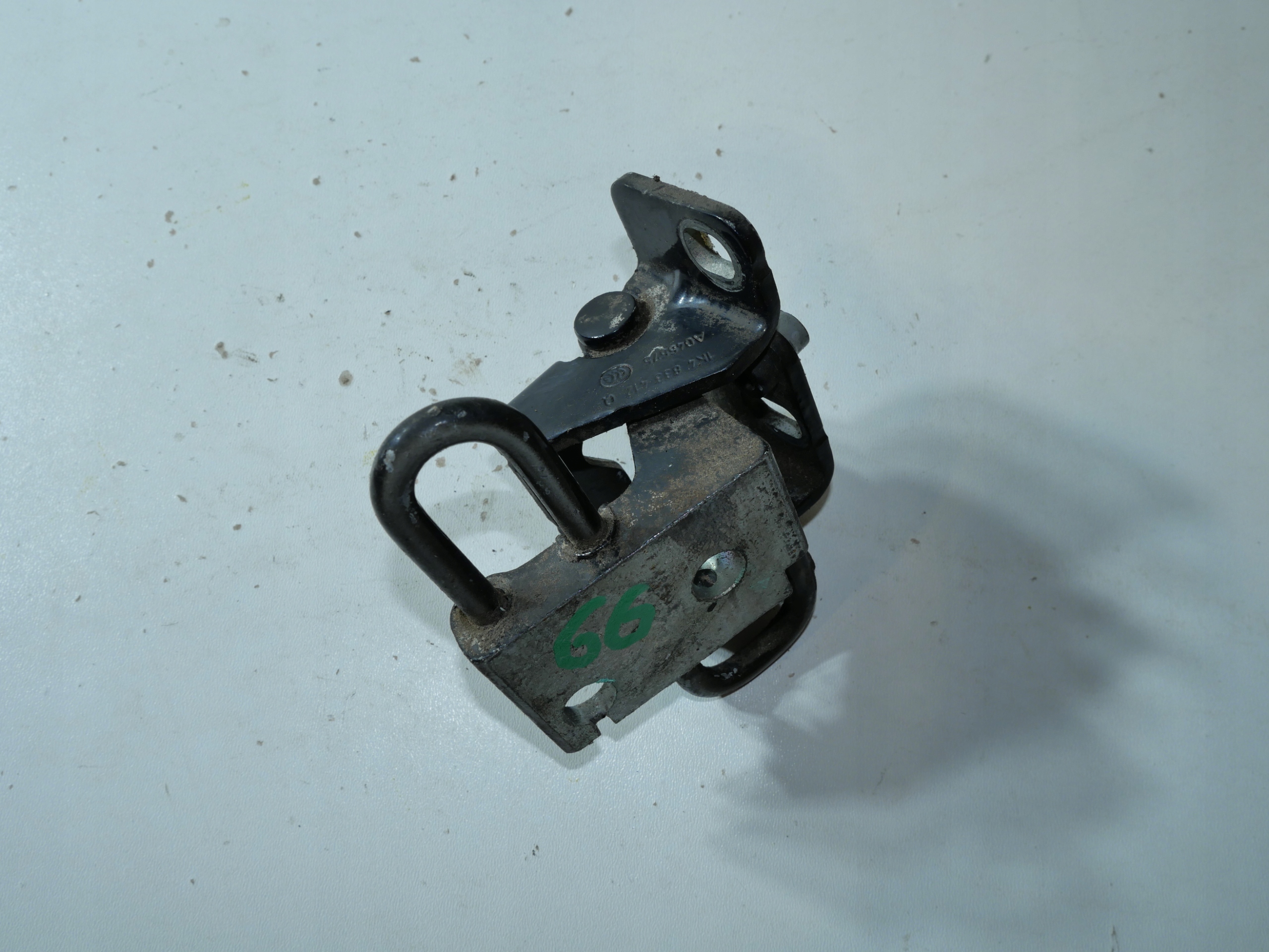 VW GOLF V hinge door right 1K4833412Q