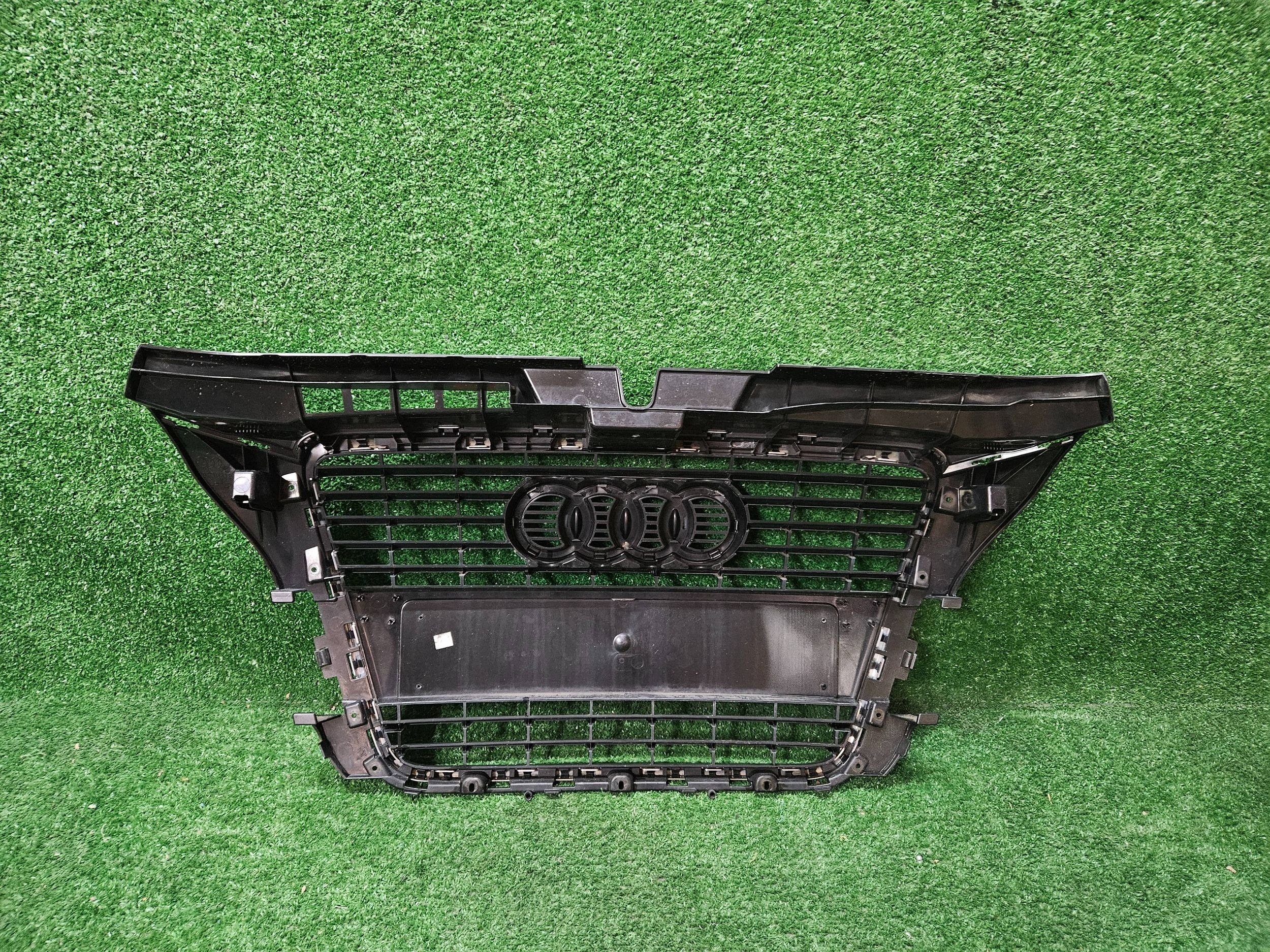 maska AUDI A3 8P LIFT 08- 12 NR.297