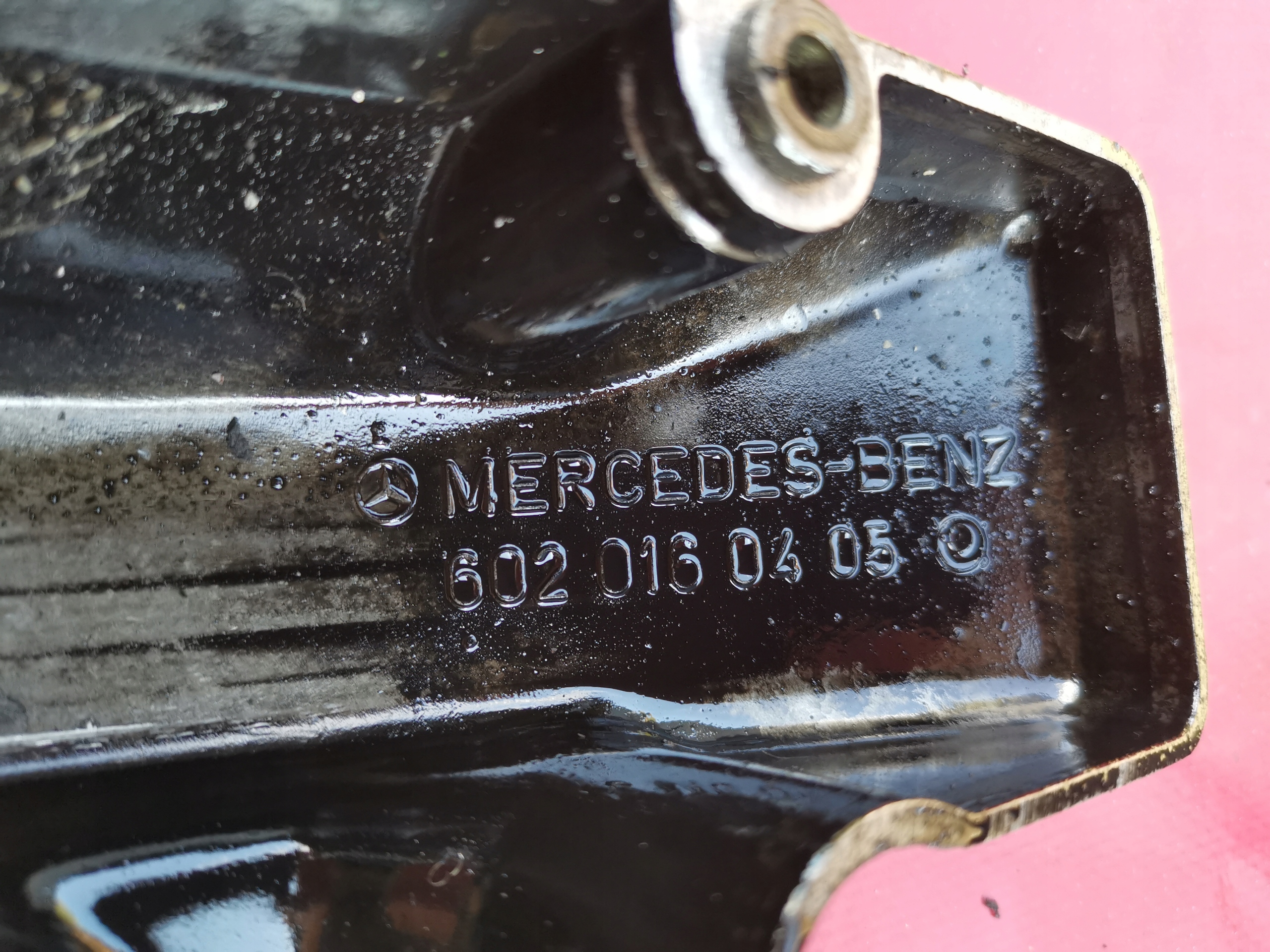 Abdeckung der Ventile MERCEDES w124 6020160405 2,5td