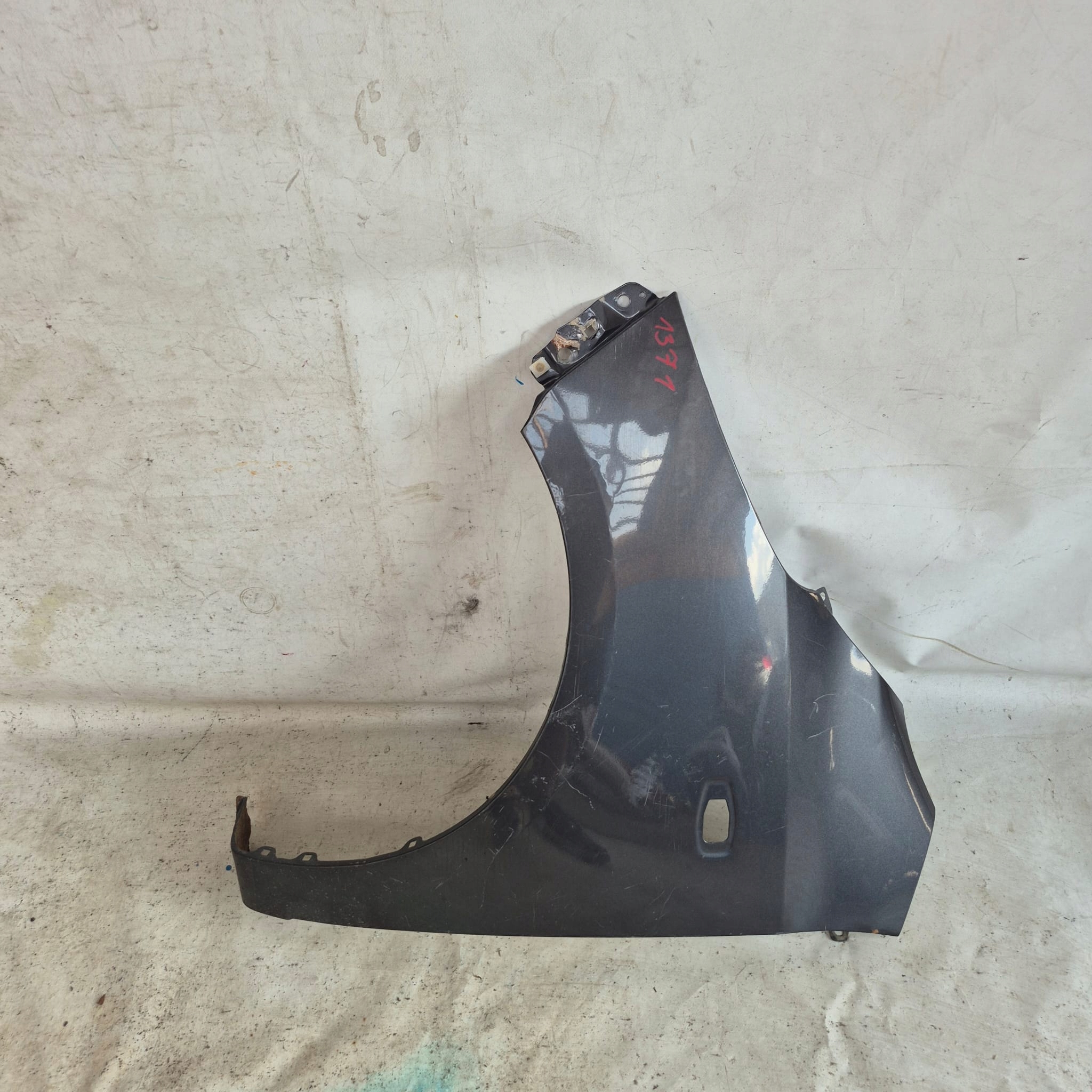 HYUNDAI I10 and 1 10-13 fender left front front