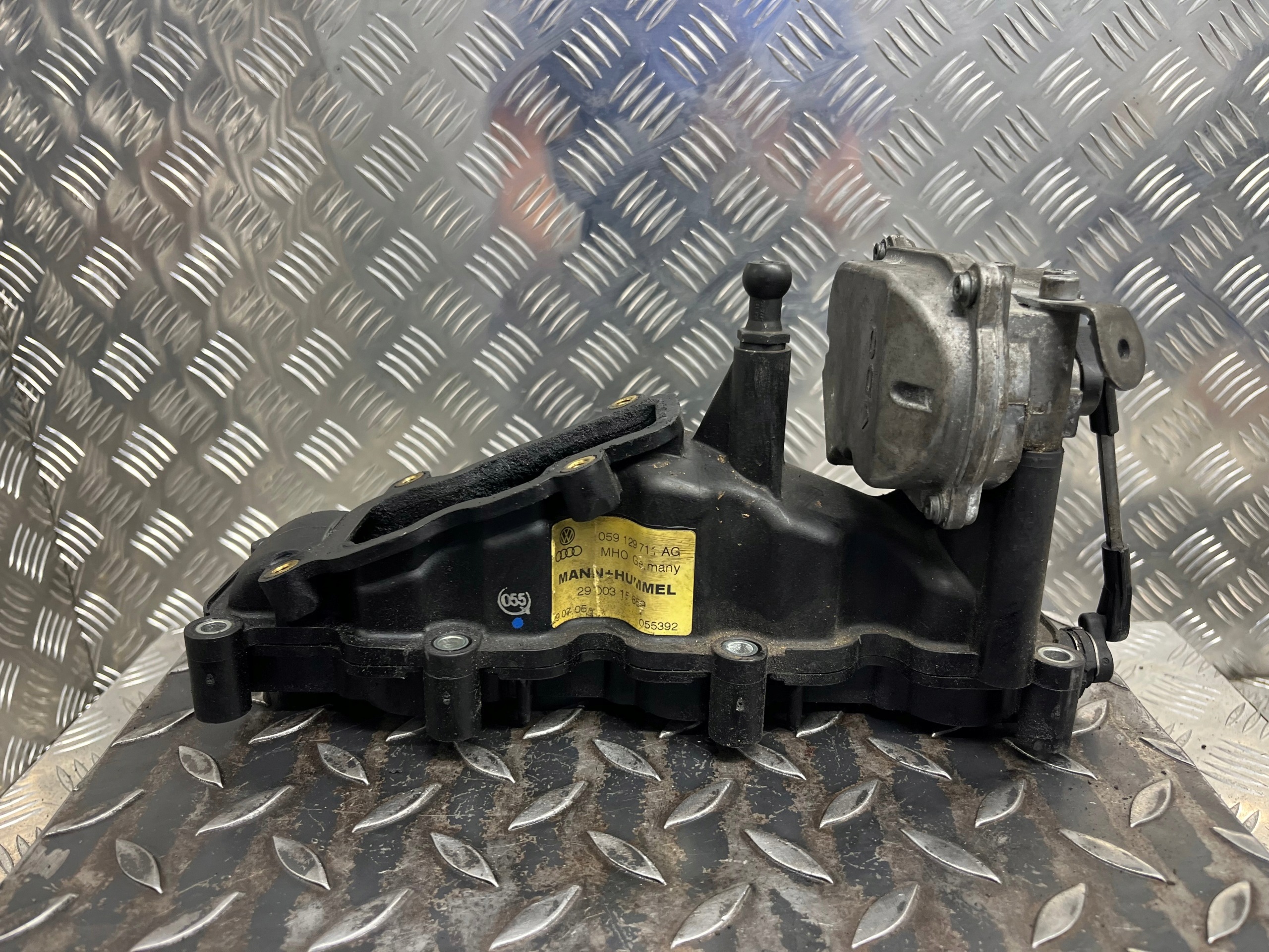 intake manifold AUDI A6-C6 059129711AG 2.7 HDI