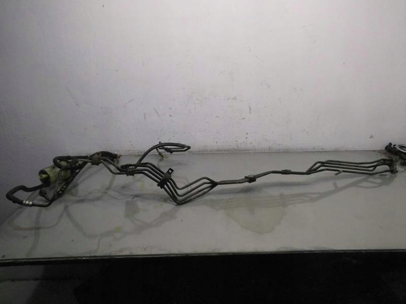 БАЧОК УСИЛИТЕЛЯ КАБЕЛЬ RANGE ROVER SPORT