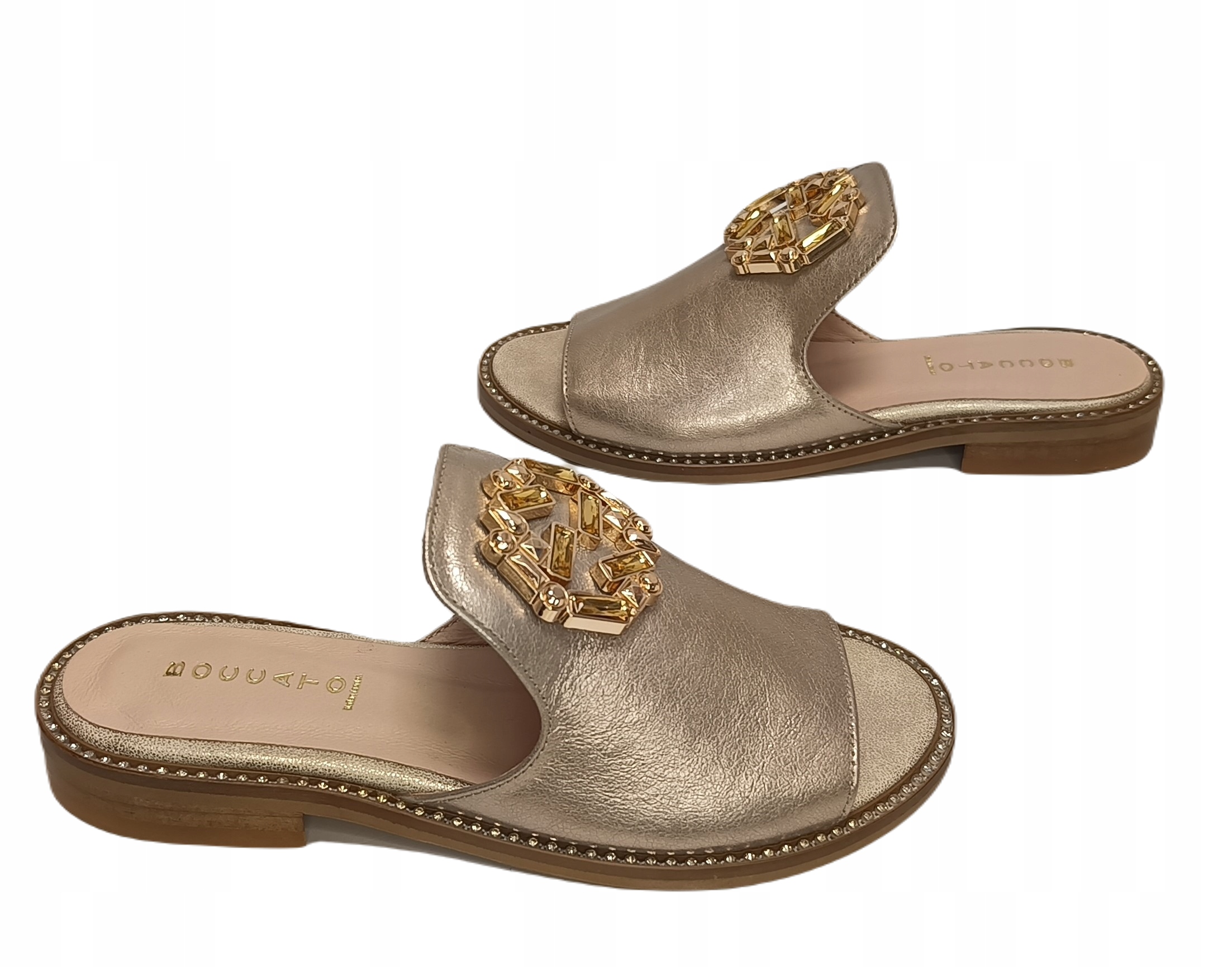 Elegantní kožené nazouváky s plochým podpatkem Boccato 1024B šampaňské r39