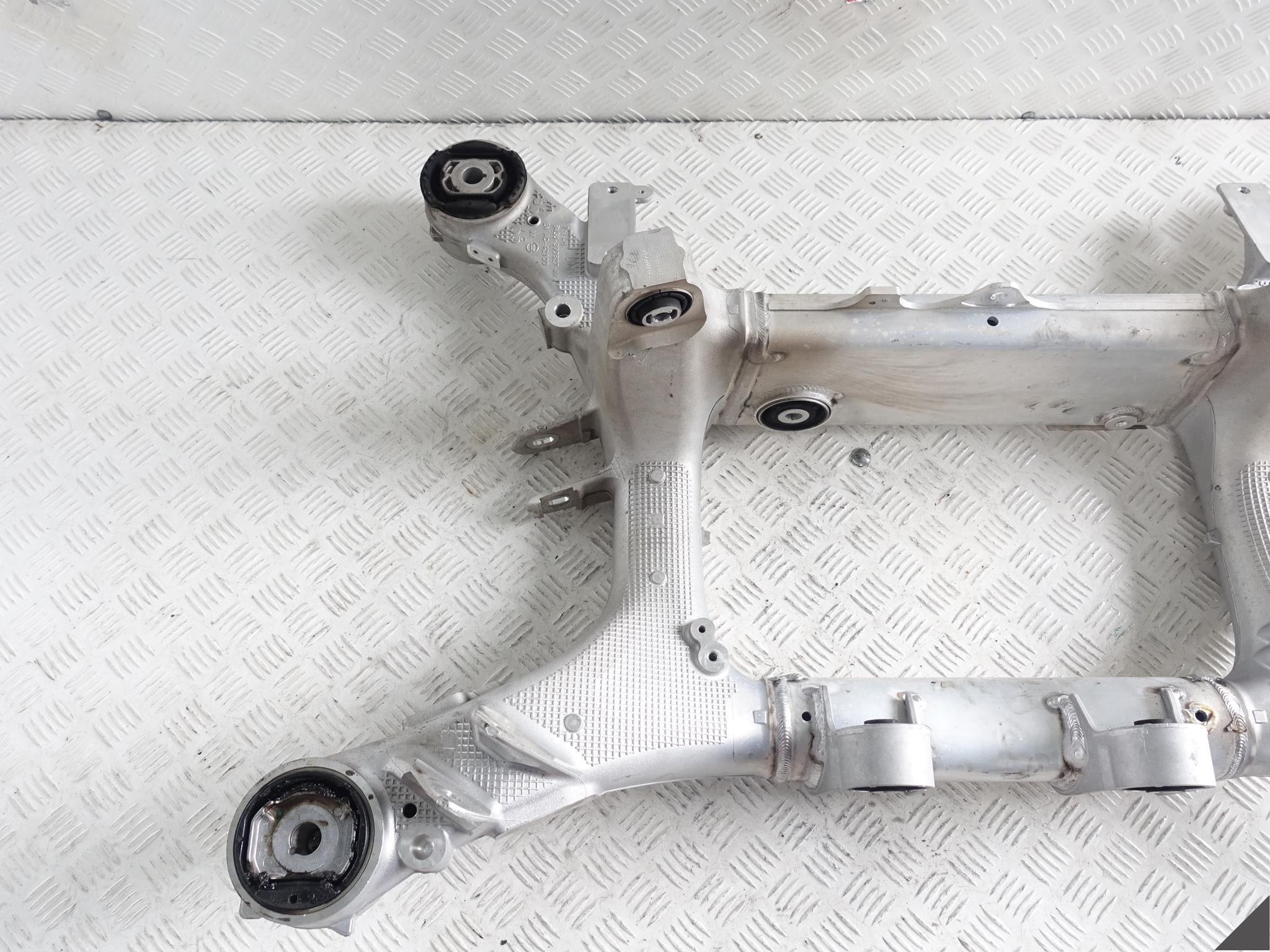 BMW X6 G06 X5 G05 X-DRIVE WÓZEK SANKI KOŁYSKA TYŁ Numer katalogowy części 33316884574 6884574