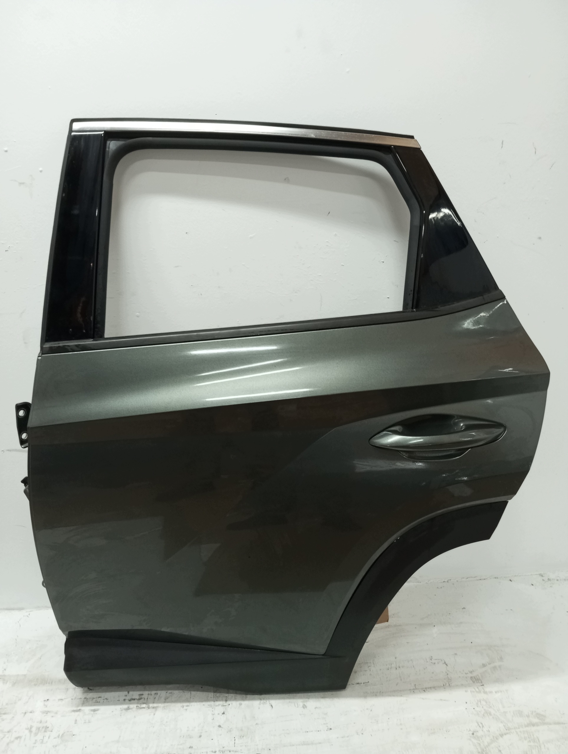 door HYUNDAI TUCSON 4 IV 20r left rear.