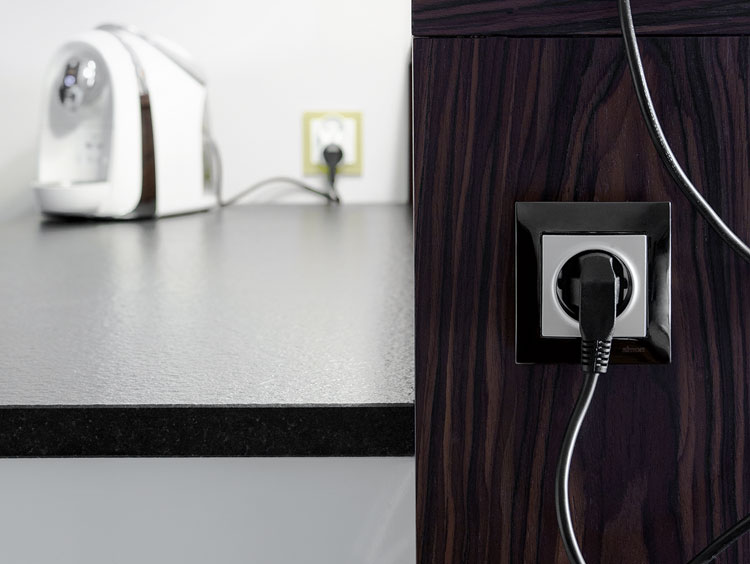 Gniazdo pojedyncze IP44 + uszczelka brąz Simon54 Liczba gniazdek 1 szt.