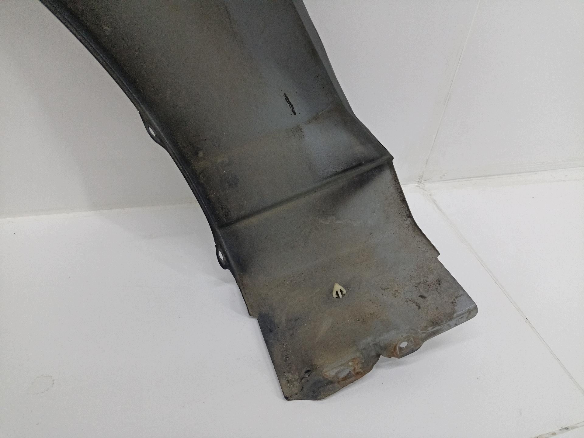 fender front right side Mazda 6 3 2014