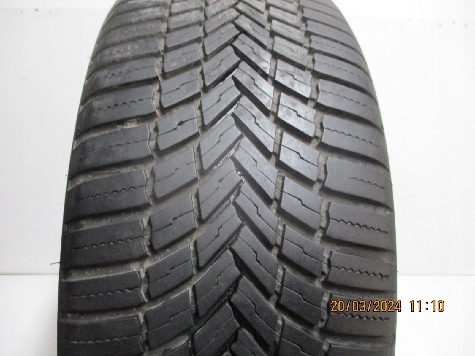wheels discs tyres Audi Q2 81A R18 5MM M+S