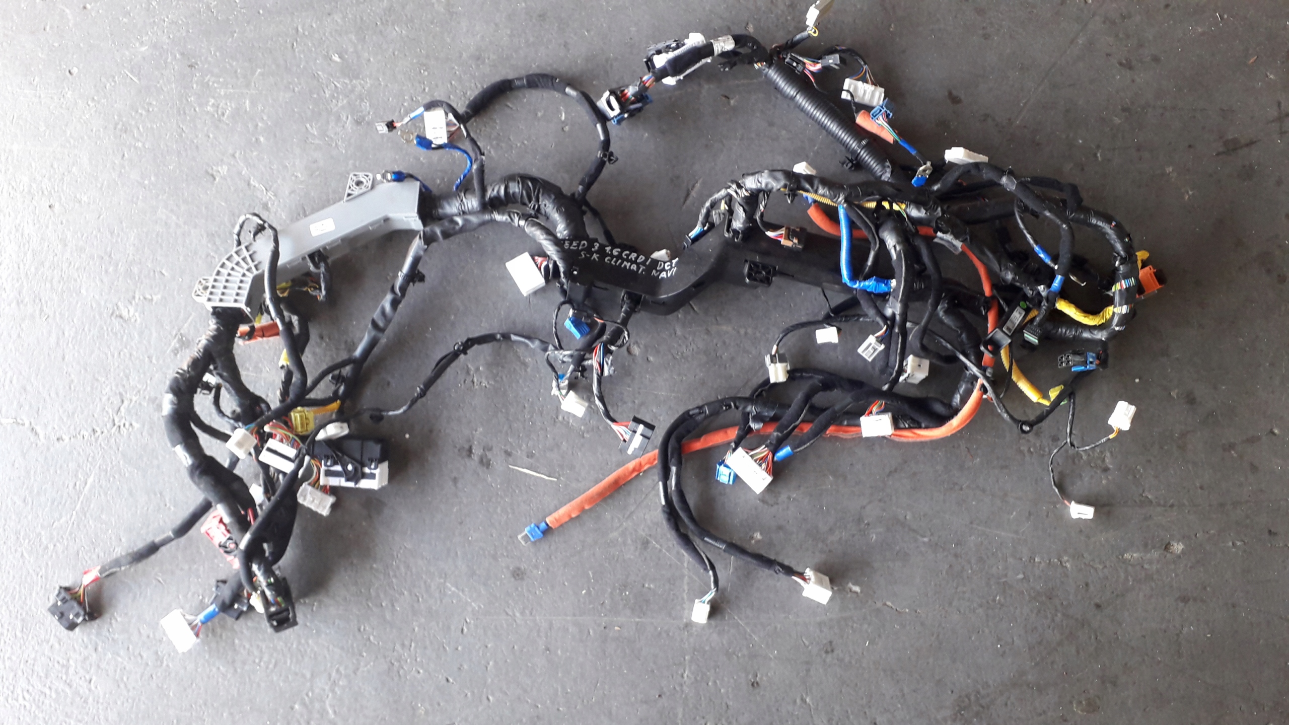 91100-J7940 91100J7940 - KIA CEED III 2018-1.6 CR ЖГУТ ПРОВОДОВ УСТАНОВКА КОНСОЛИ