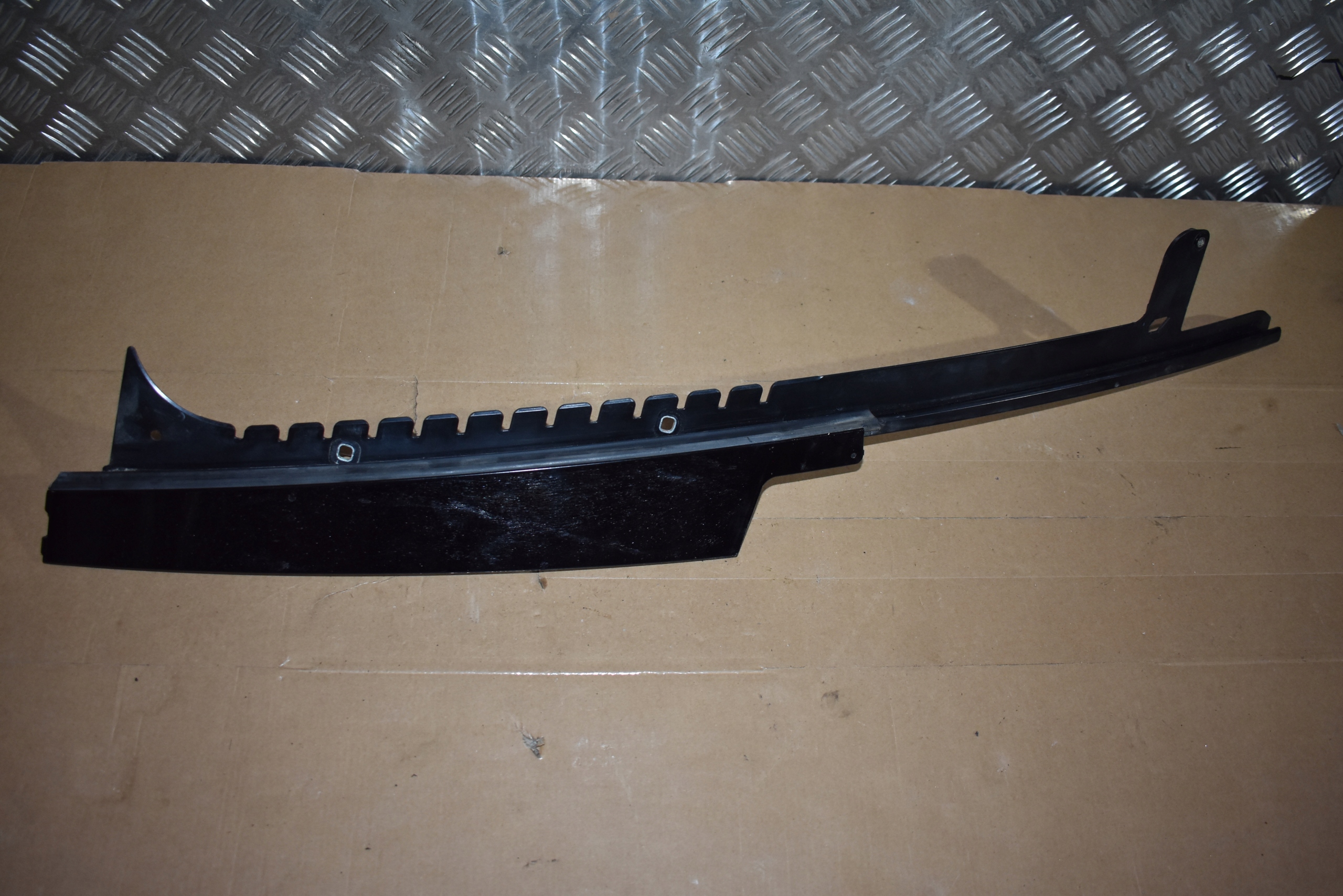 moulding windows door right front PORSCHE PANAMERA 971 1