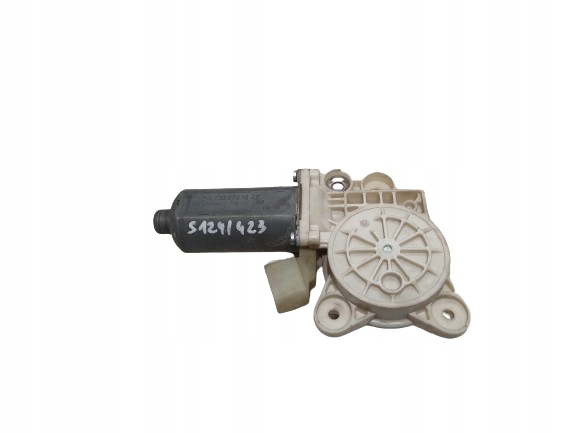 MERCEDES CLK W209 SILNICZEK SZYBY LEWY A2308201042