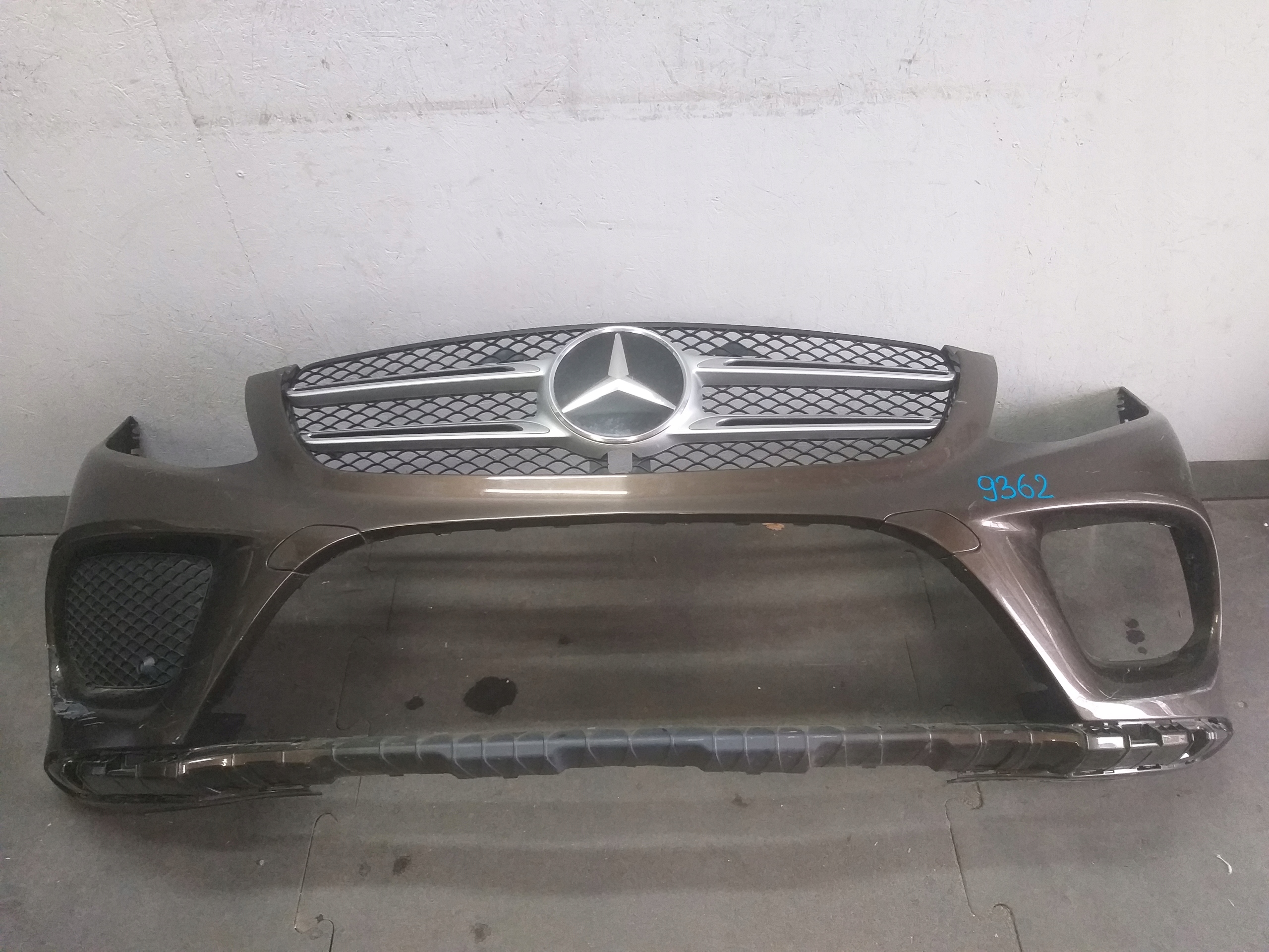 ZDERZAK PRZÓD MERCEDES GLE W166 AMG