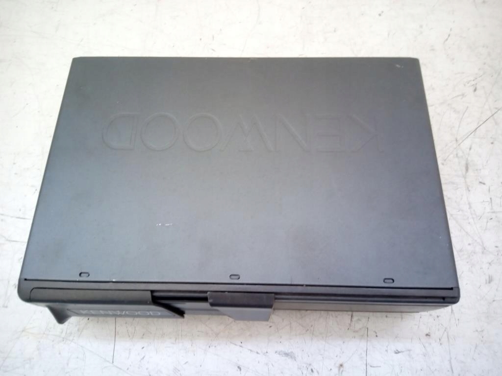 ZMIENIARKA CD KENWOOD SAAB 9 5 I EUROPA 5521315 Part number 5521315