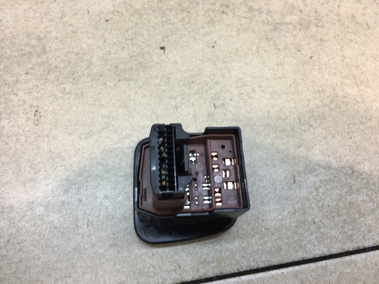 mirror control switch button TOYOTA AYGO II